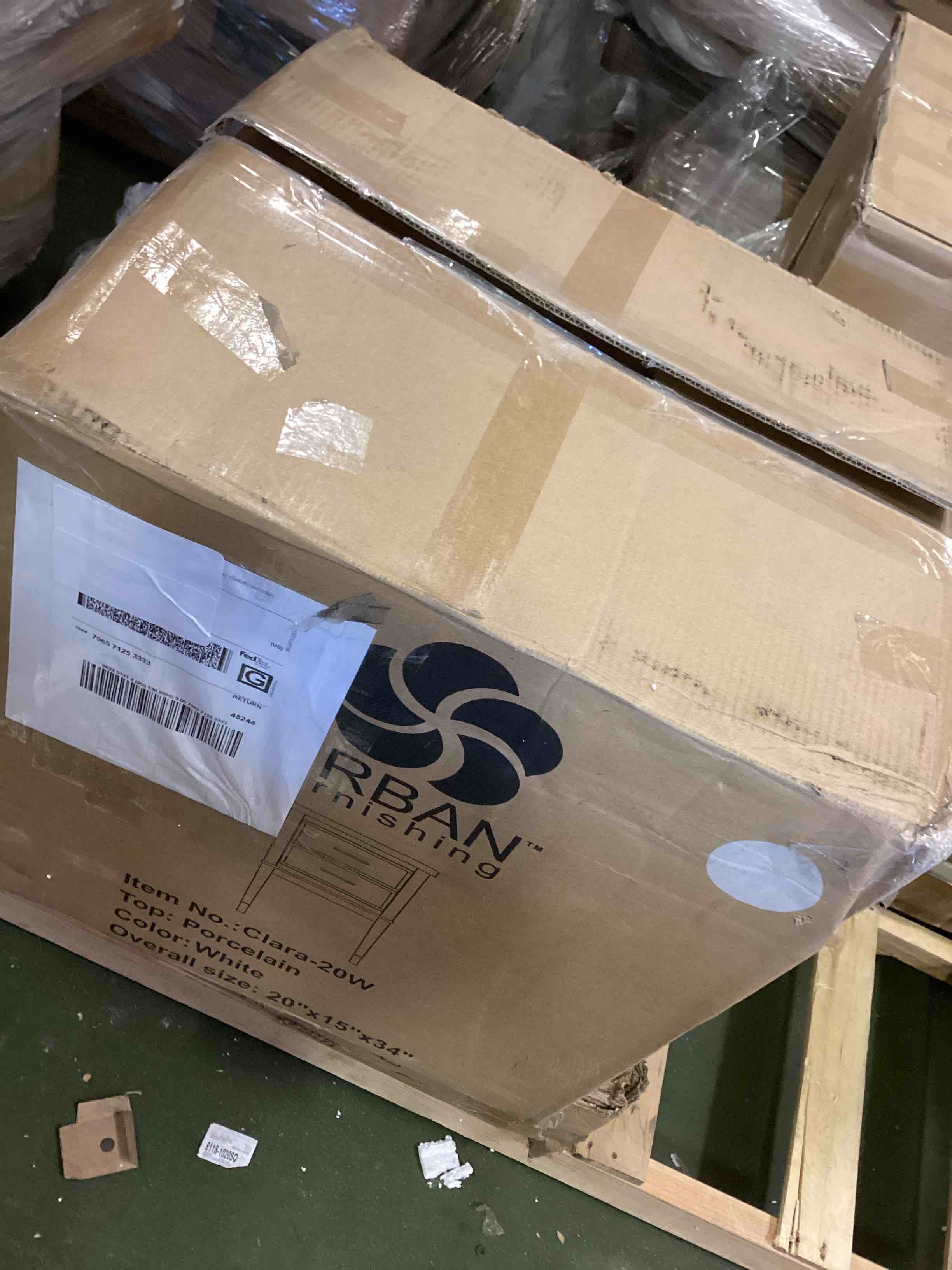 https://s3.amazonaws.com/lotting-images-prod/bidfta/PPE0643008_1732650239696.jpeg