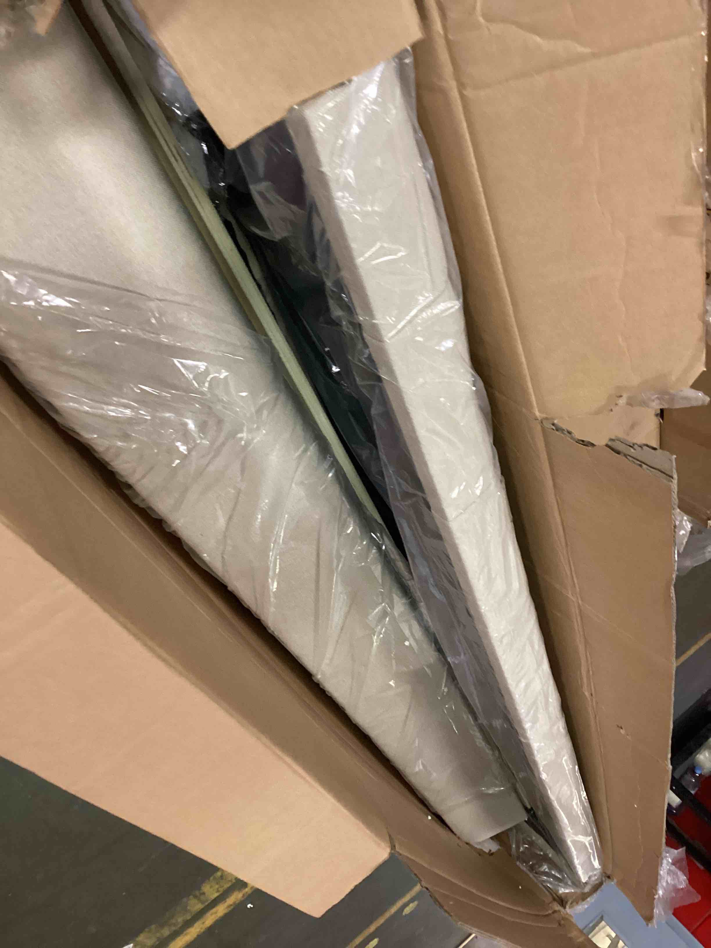 https://s3.amazonaws.com/lotting-images-prod/bidfta/PPE0643542_1732035537991.jpeg