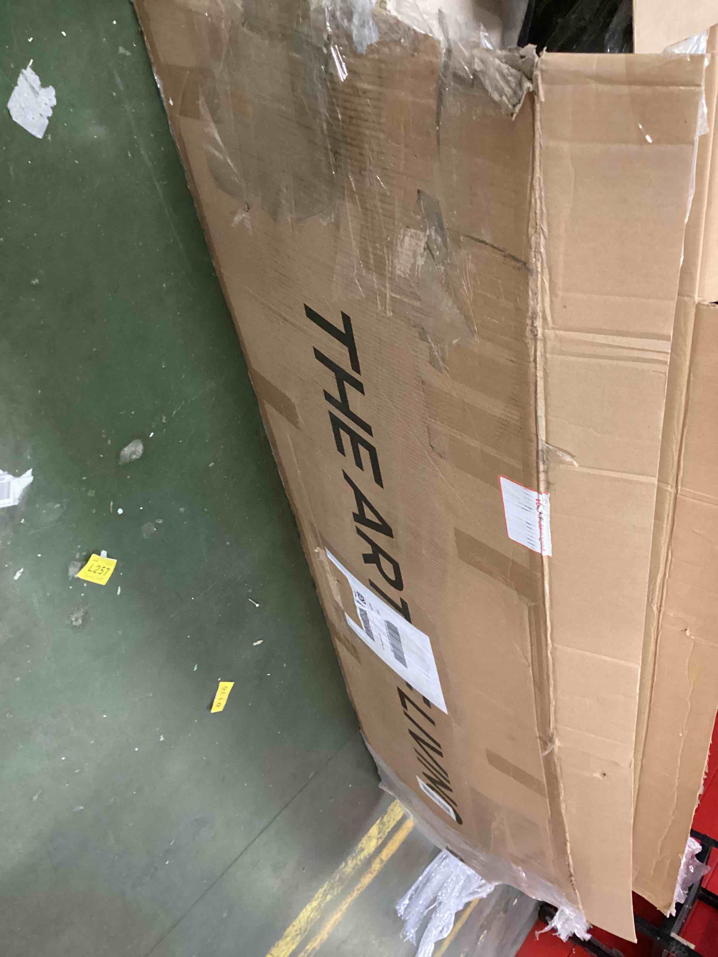 https://s3.amazonaws.com/lotting-images-prod/bidfta/PPE0643542_1732035543958.jpeg