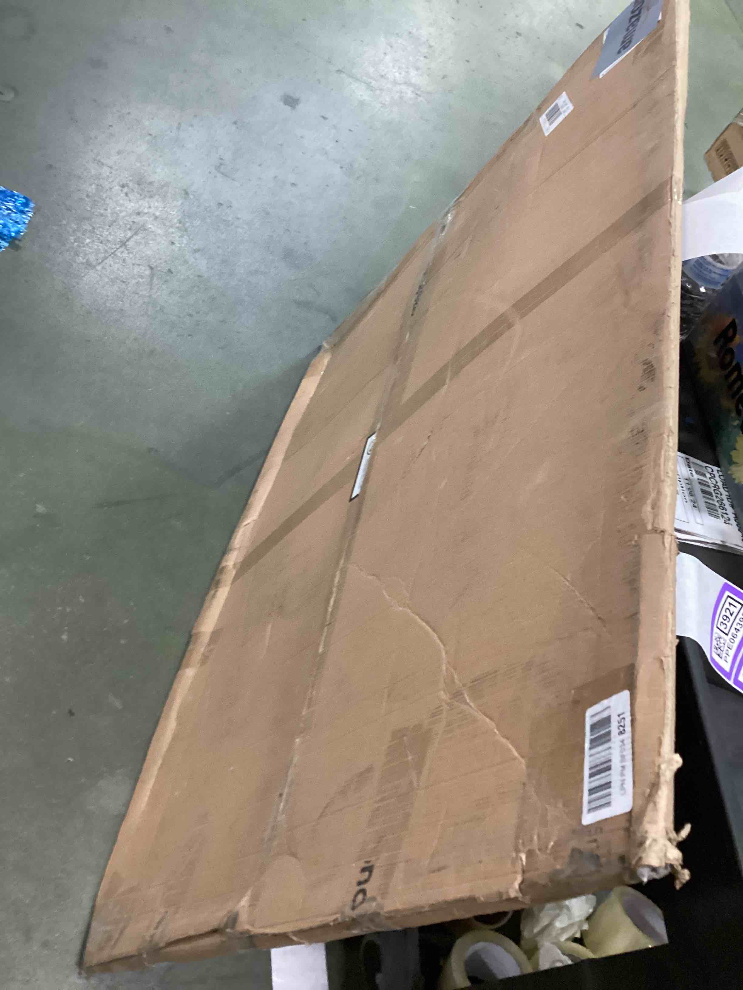 https://s3.amazonaws.com/lotting-images-prod/bidfta/PPE0643921_1731526505463.jpeg