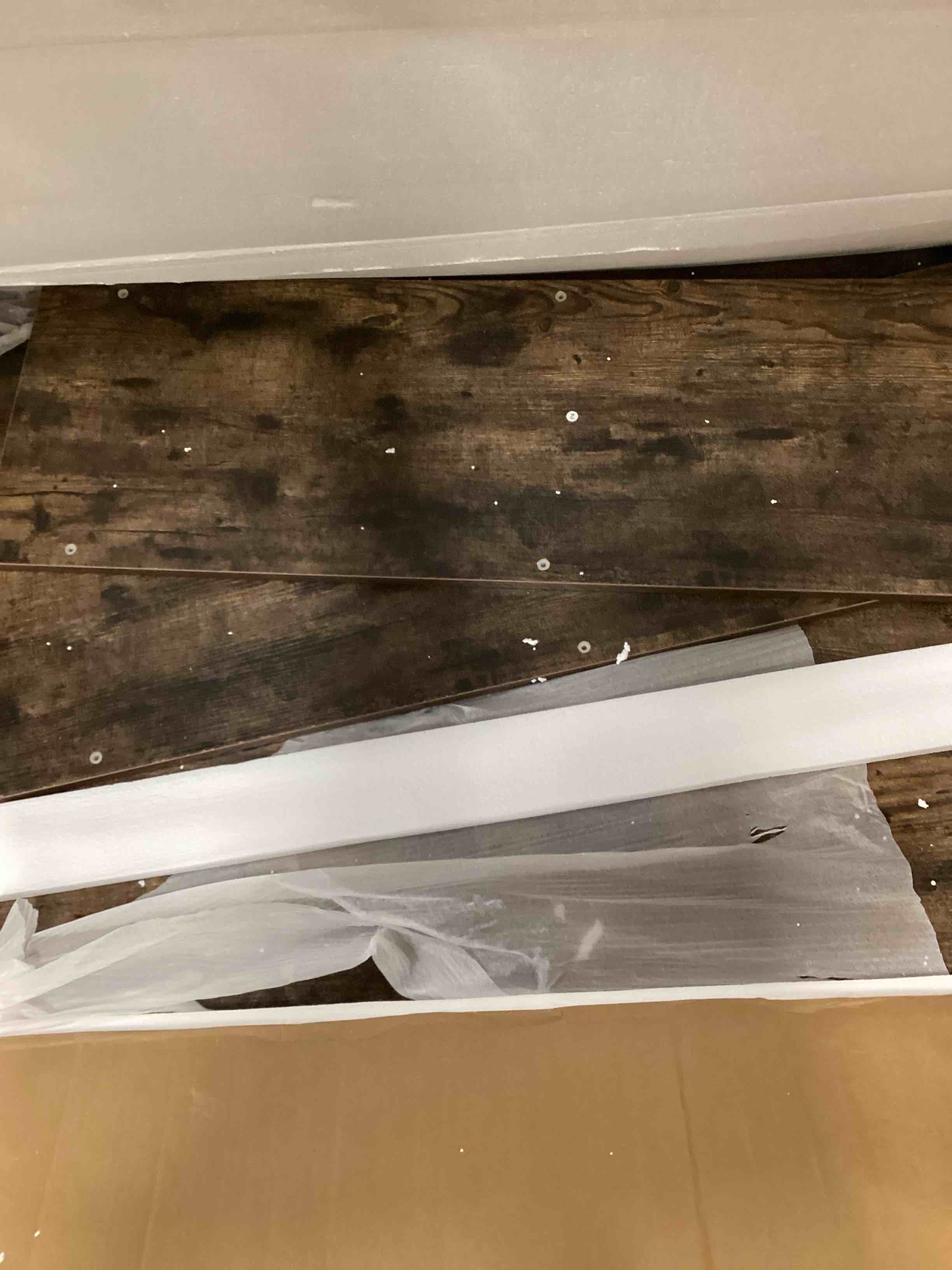 https://s3.amazonaws.com/lotting-images-prod/bidfta/PPE0646329_1732219906067.jpeg