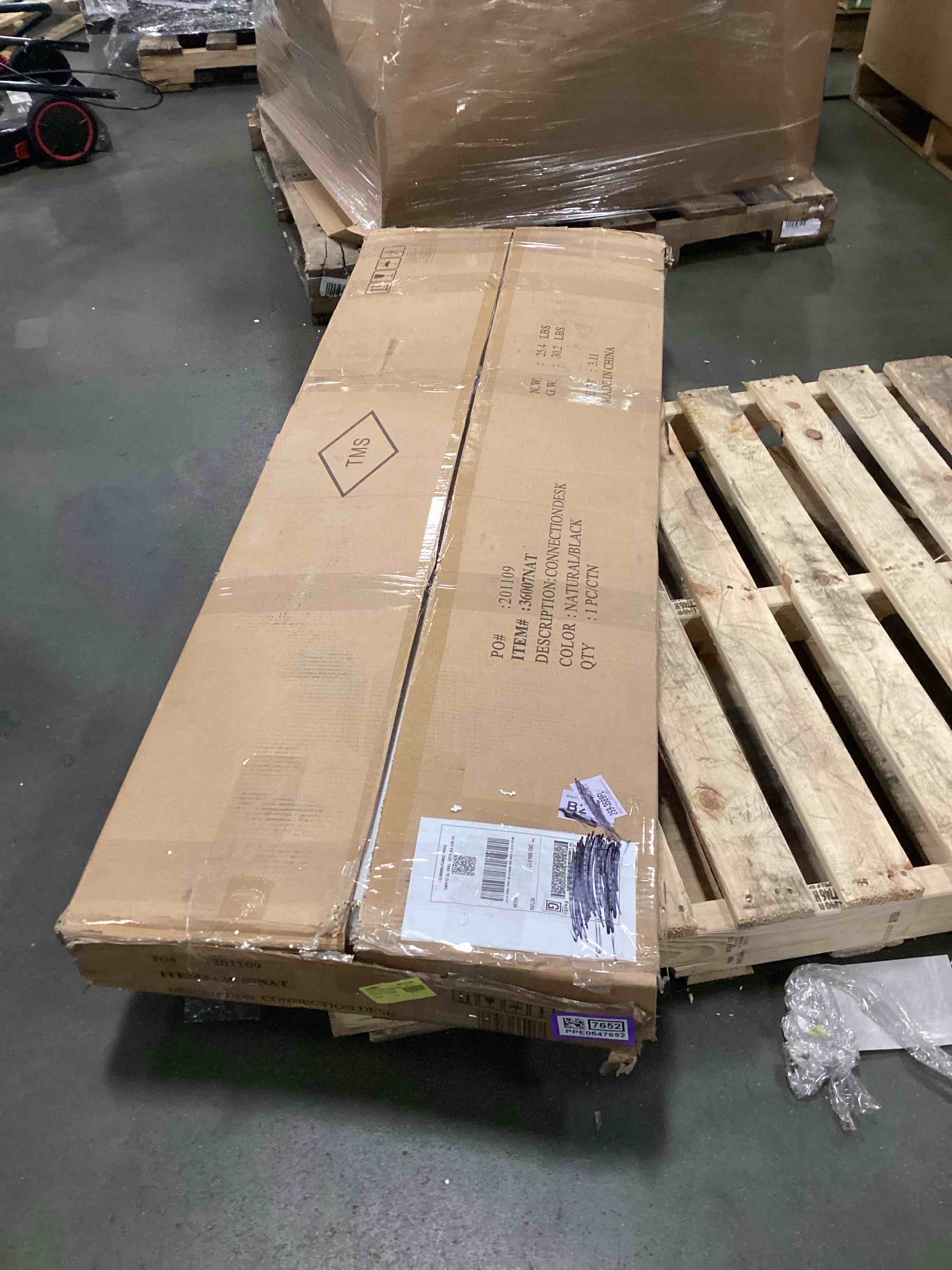 https://s3.amazonaws.com/lotting-images-prod/bidfta/PPE0647652_1731100252001.jpeg