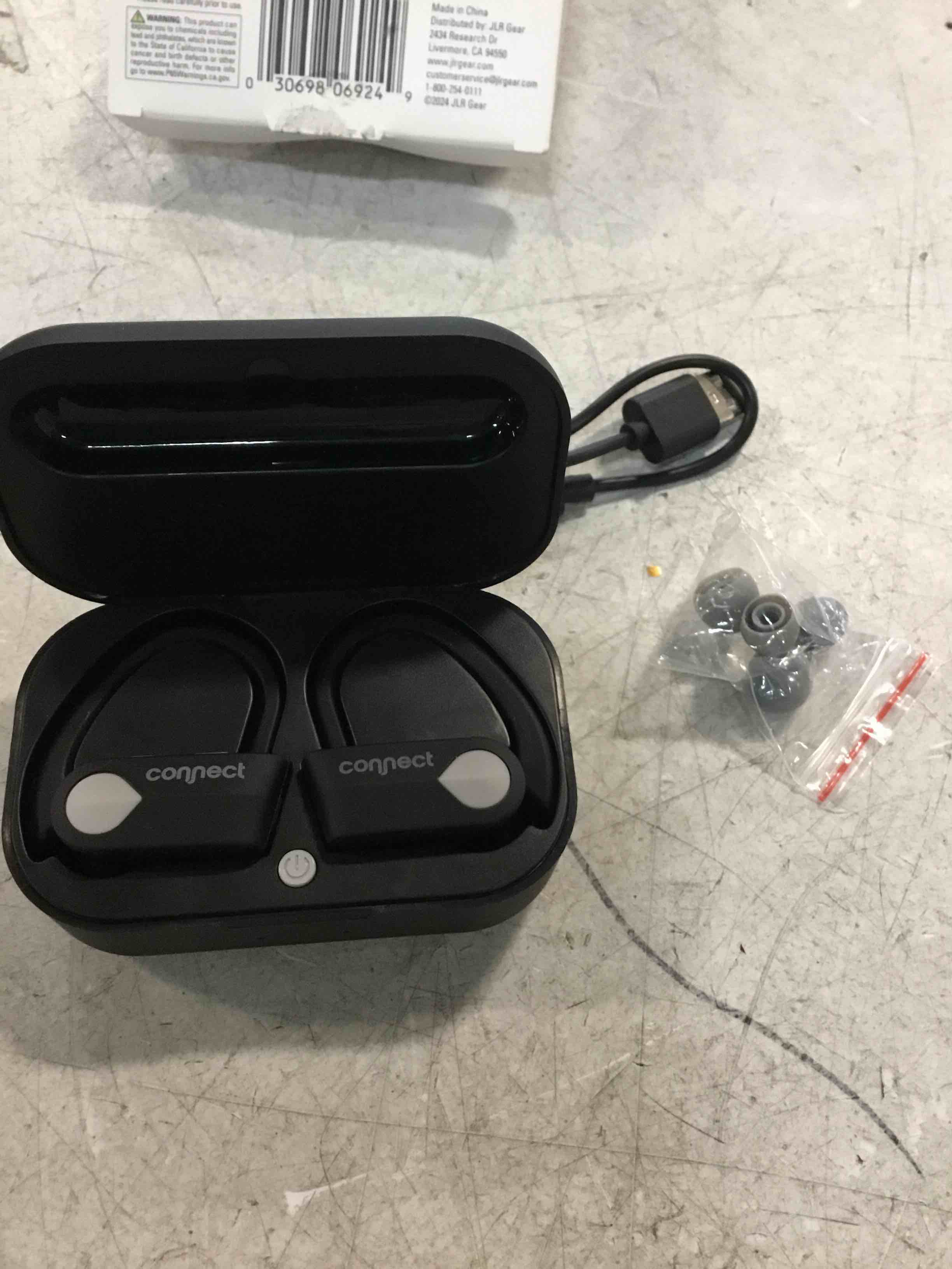 https://s3.amazonaws.com/lotting-images-prod/bidfta/PPE0650206_1732131888963.jpeg