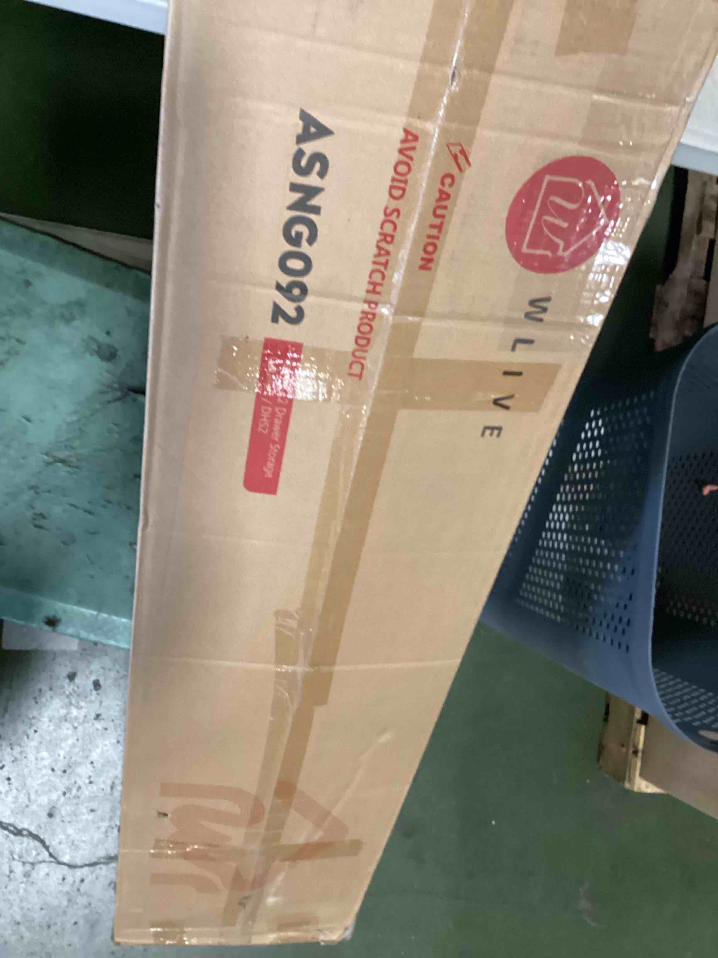 https://s3.amazonaws.com/lotting-images-prod/bidfta/PPE0650937_1731594815664.jpeg