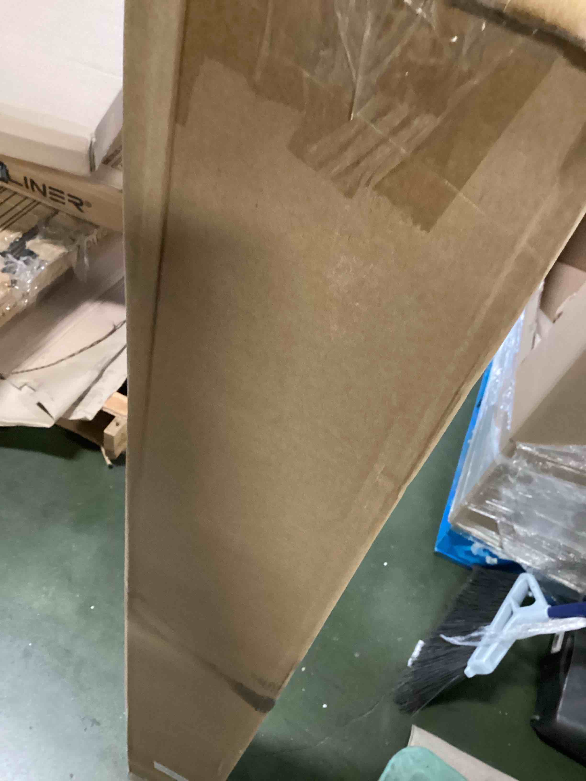 https://s3.amazonaws.com/lotting-images-prod/bidfta/PPE0650939_1731594332953.jpeg