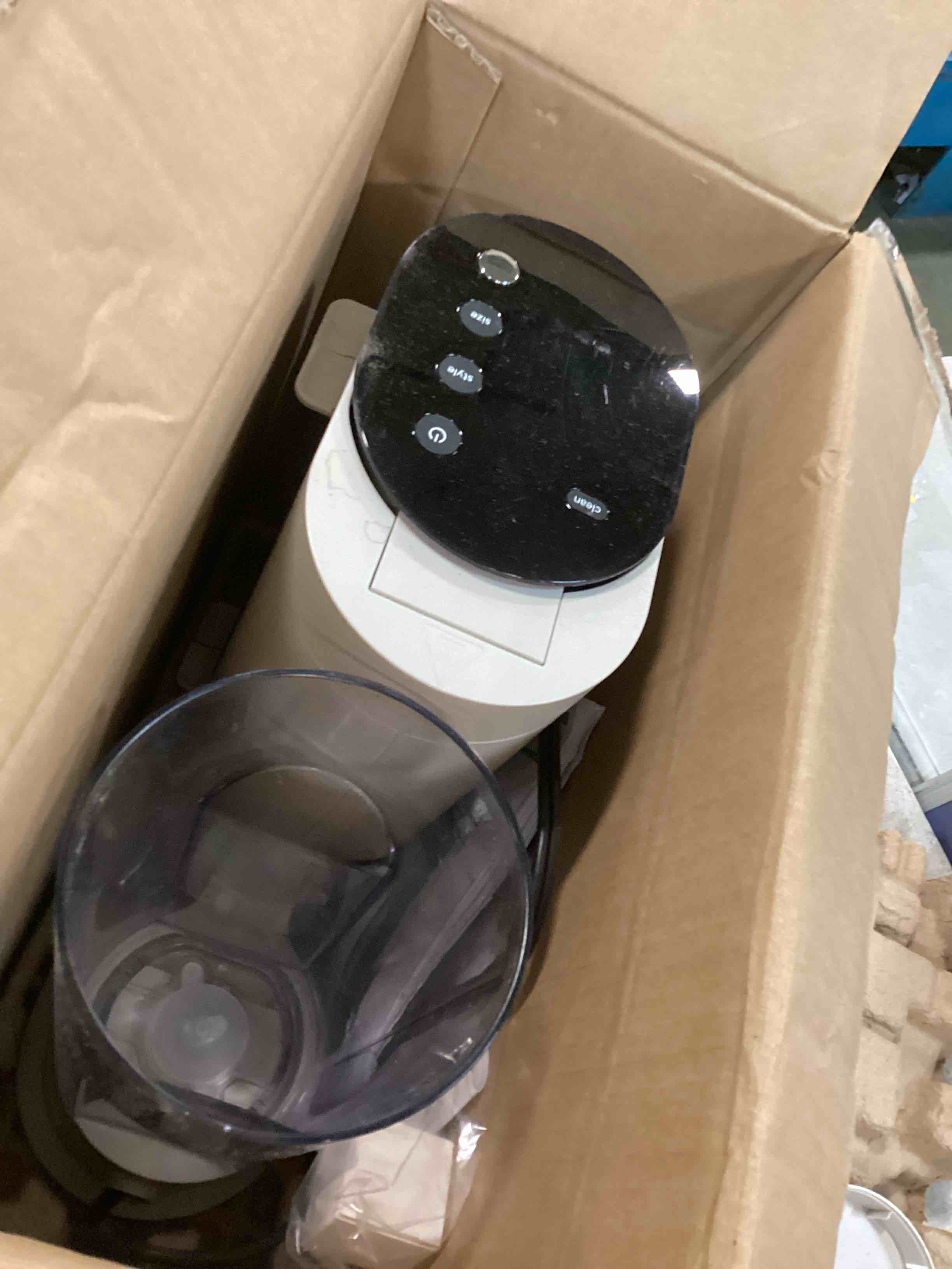 https://s3.amazonaws.com/lotting-images-prod/bidfta/PPE0652100_1732203596297.jpeg