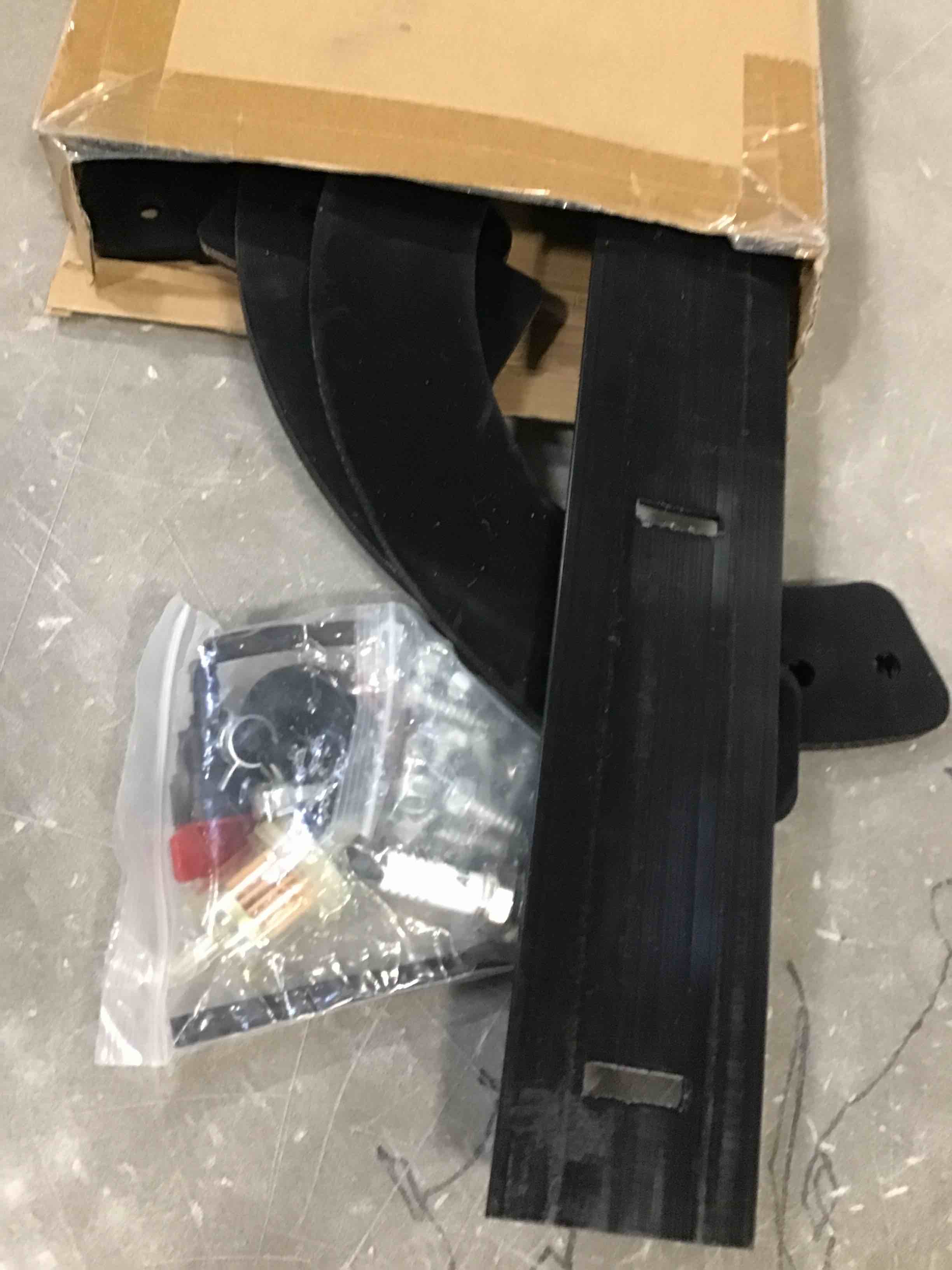 https://s3.amazonaws.com/lotting-images-prod/bidfta/PPE0655686_1731098574480.jpeg