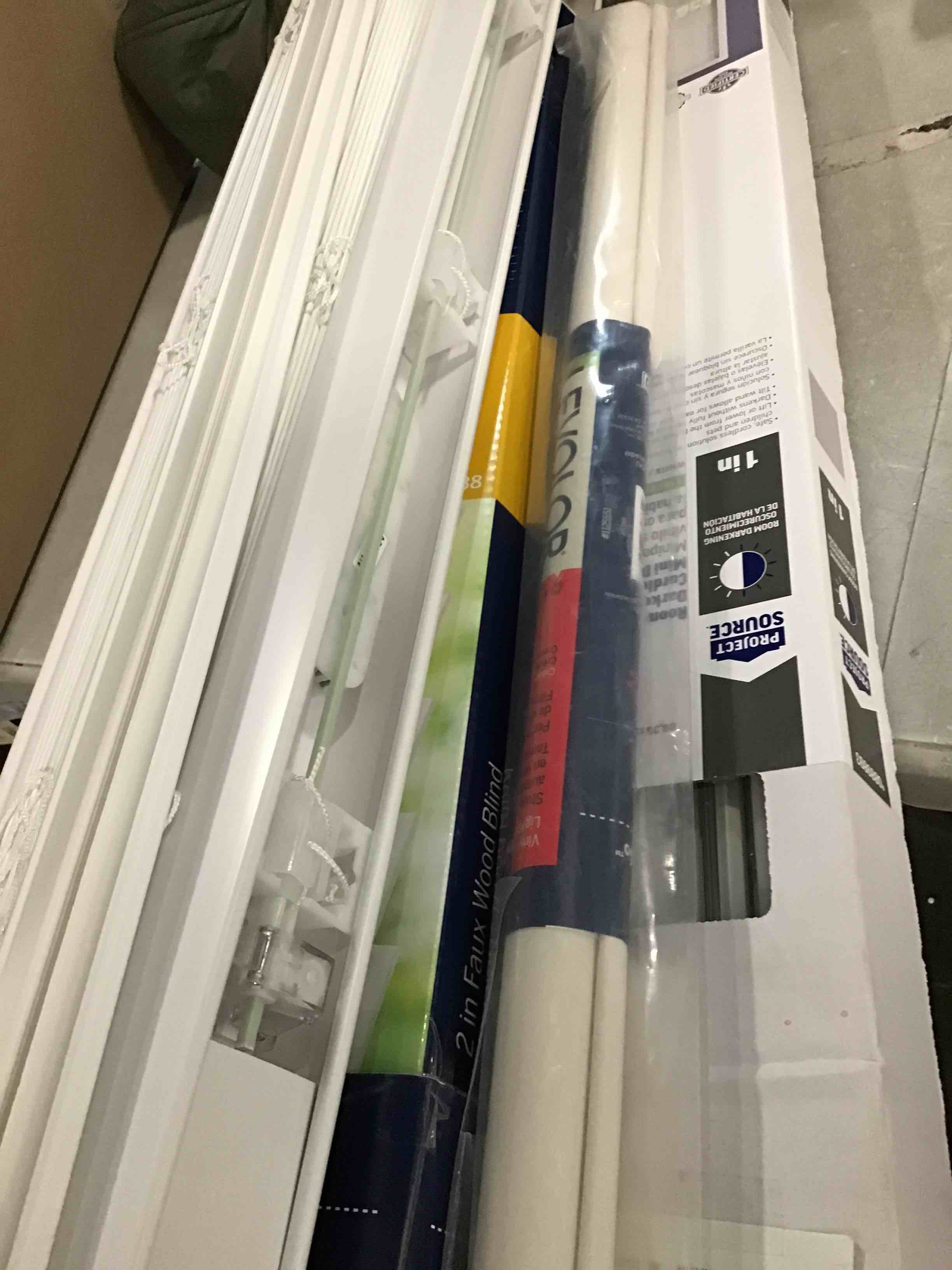 https://s3.amazonaws.com/lotting-images-prod/bidfta/PPE0655909_1730909003905.jpeg
