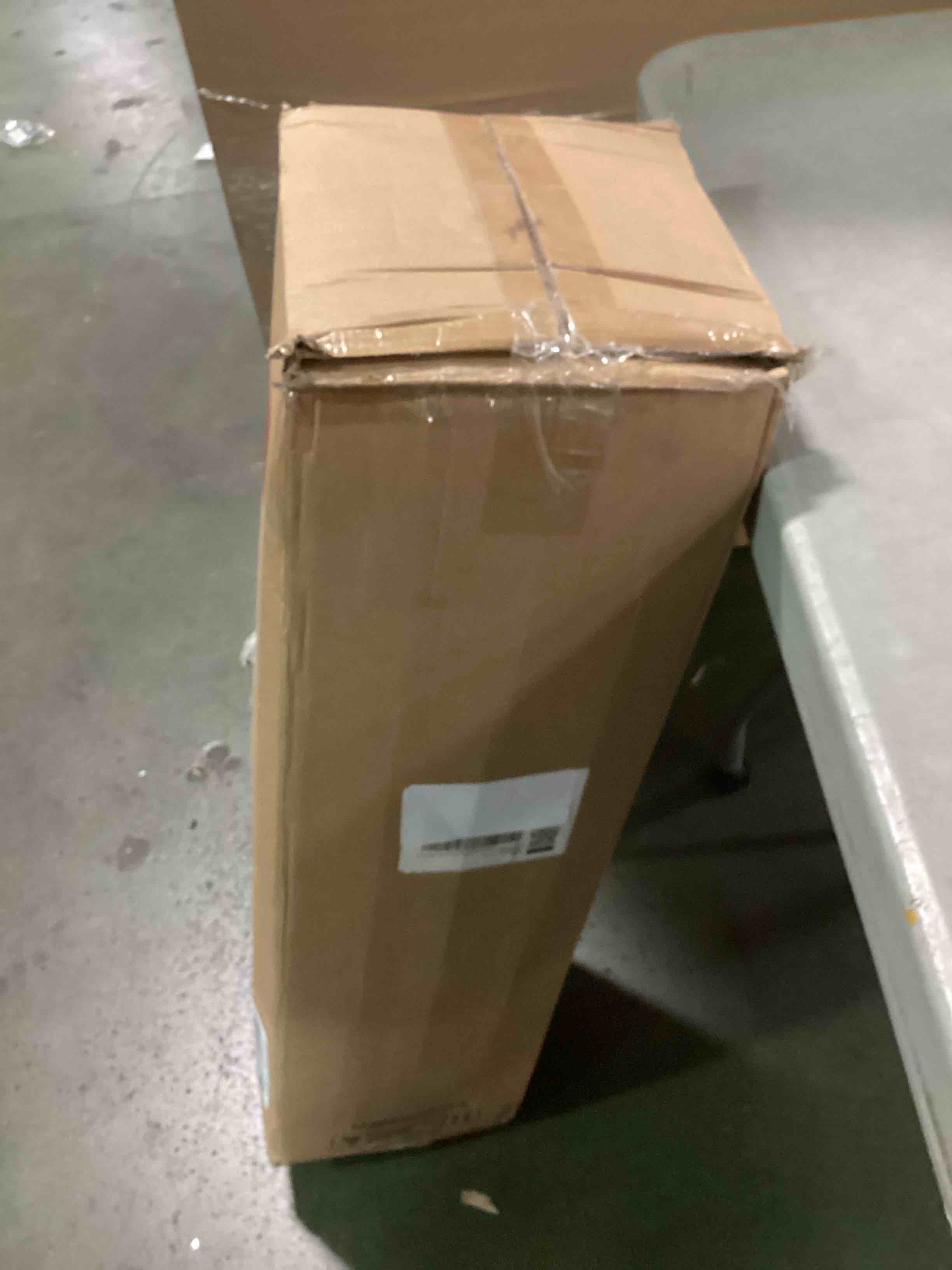 https://s3.amazonaws.com/lotting-images-prod/bidfta/PPE0657151_1731674505056.jpeg