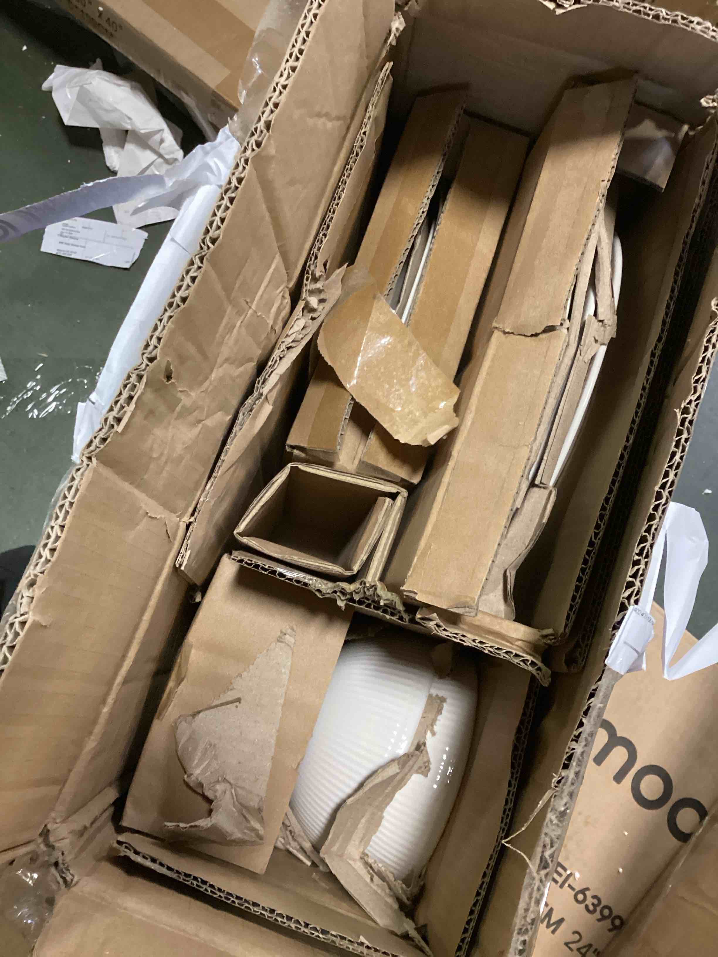 https://s3.amazonaws.com/lotting-images-prod/bidfta/PPE0659670_1731076490798.jpeg
