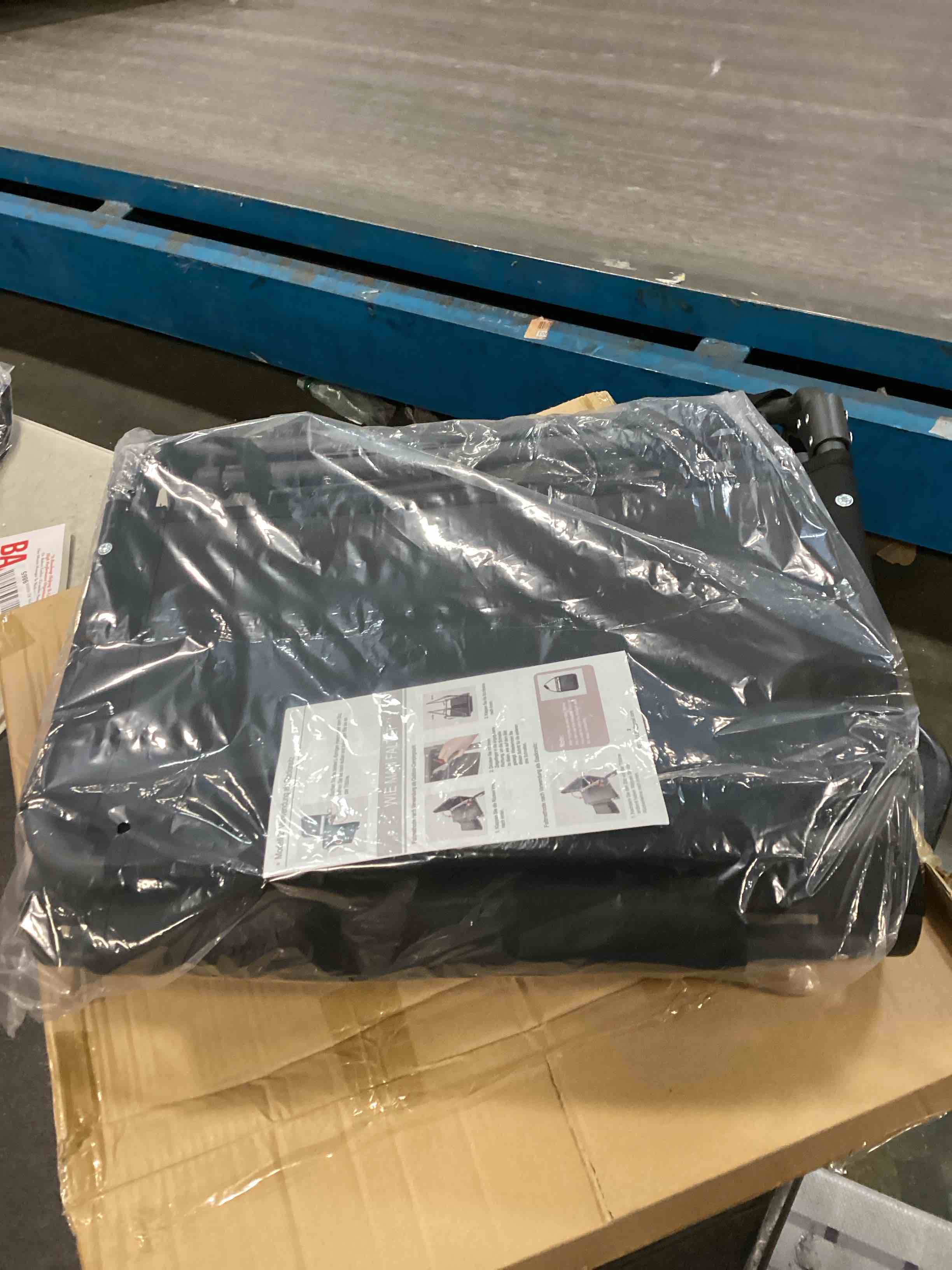 https://s3.amazonaws.com/lotting-images-prod/bidfta/PPE0660694_1732165211501.jpeg