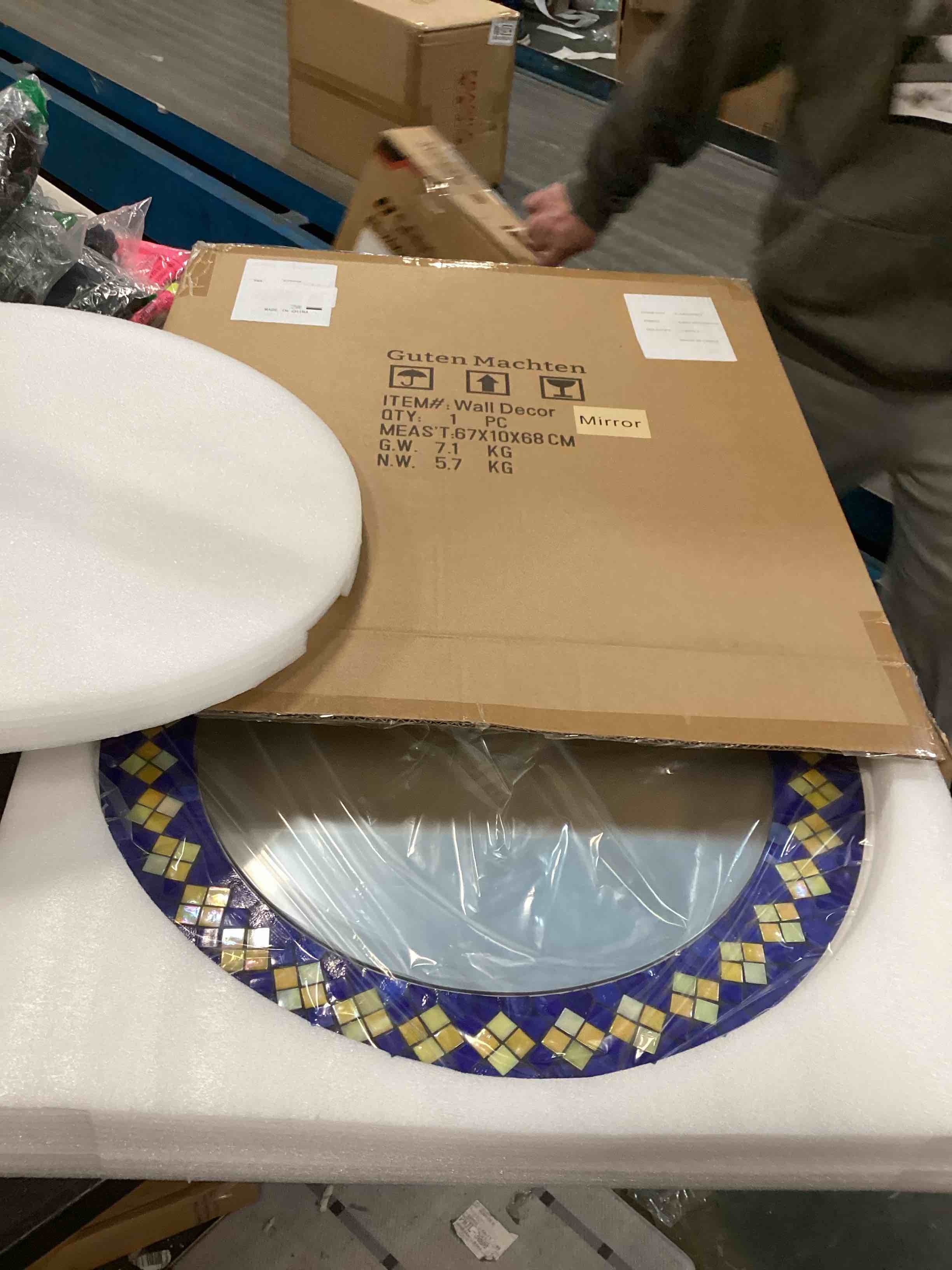 https://s3.amazonaws.com/lotting-images-prod/bidfta/PPE0660726_1732160807818.jpeg