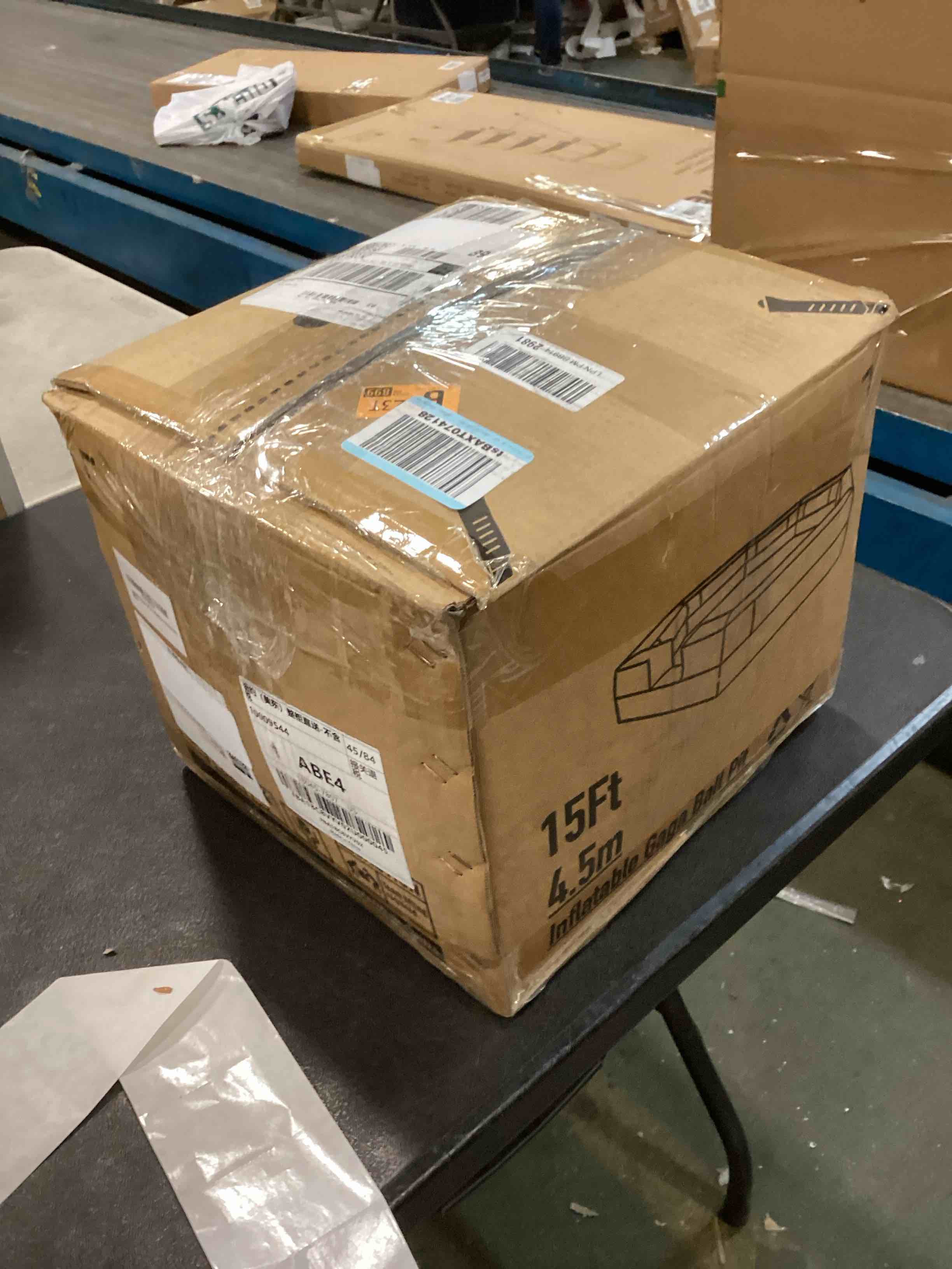 https://s3.amazonaws.com/lotting-images-prod/bidfta/PPE0660872_1732081187380.jpeg
