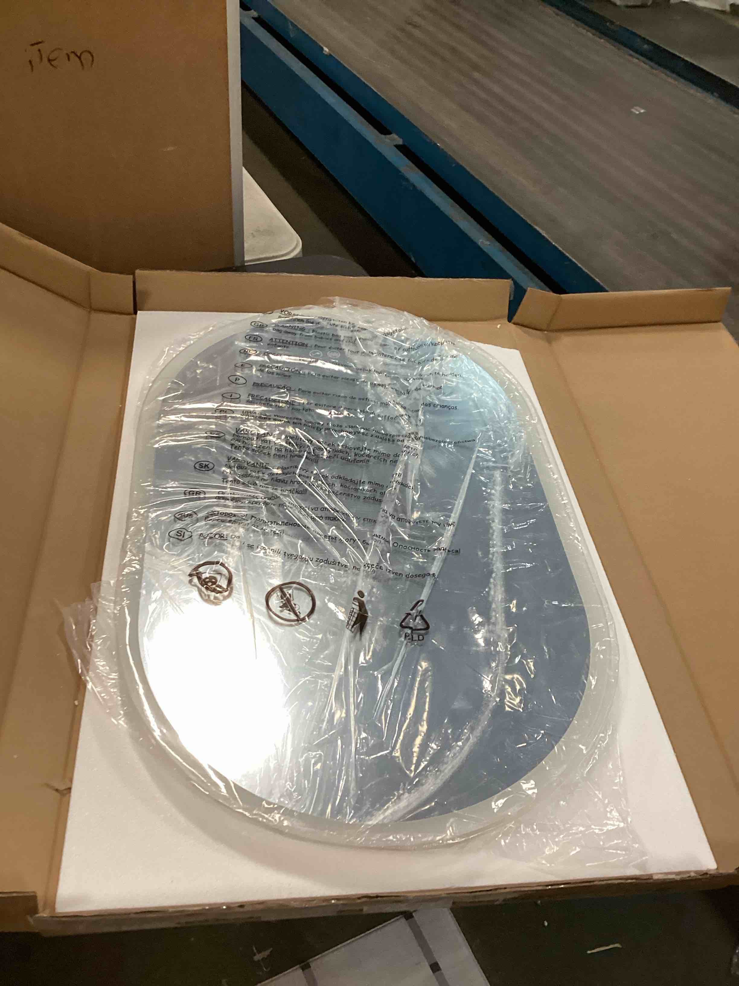 https://s3.amazonaws.com/lotting-images-prod/bidfta/PPE0660917_1732077248946.jpeg