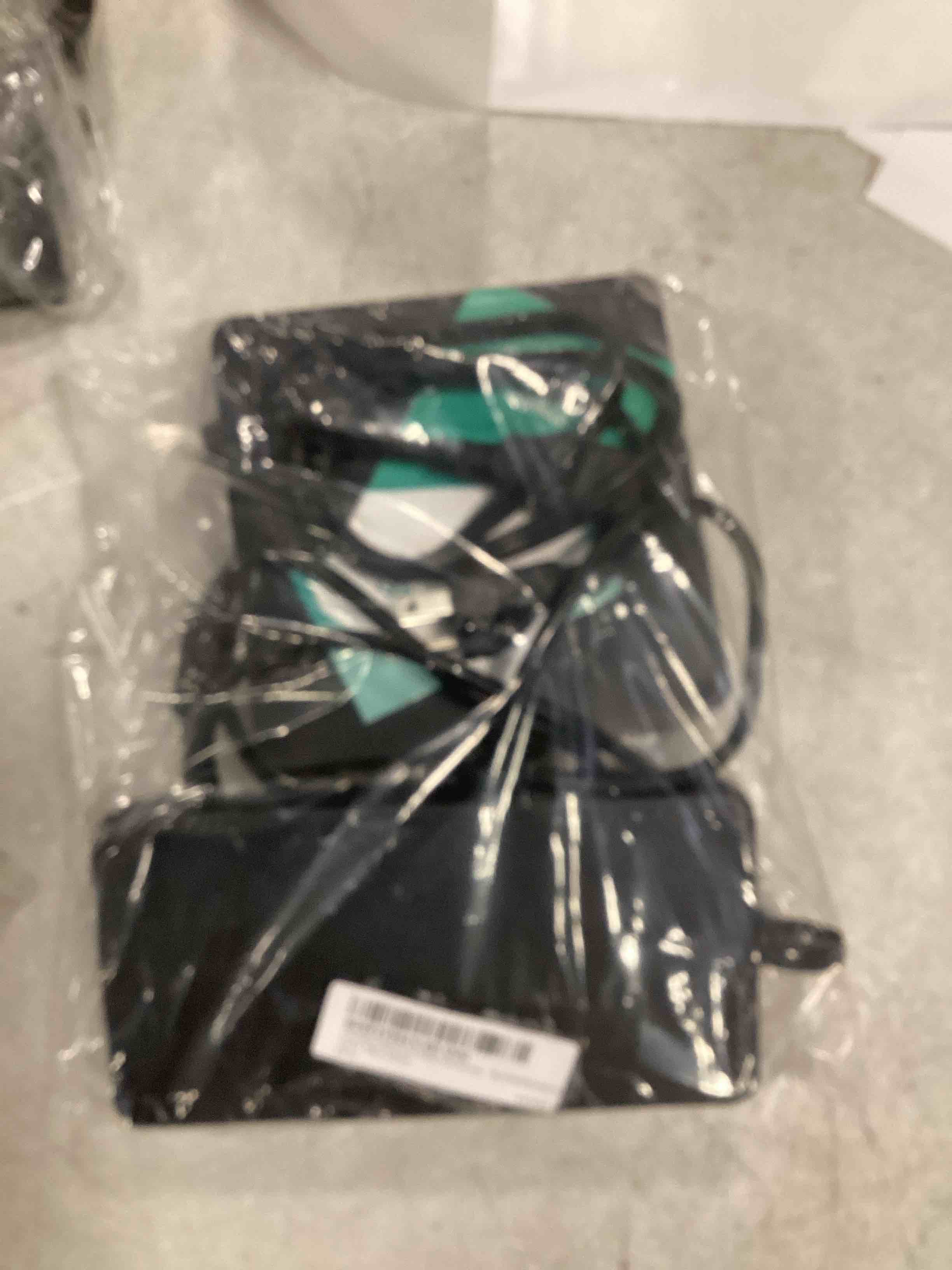 https://s3.amazonaws.com/lotting-images-prod/bidfta/PPE0662237_1734381021687.jpeg