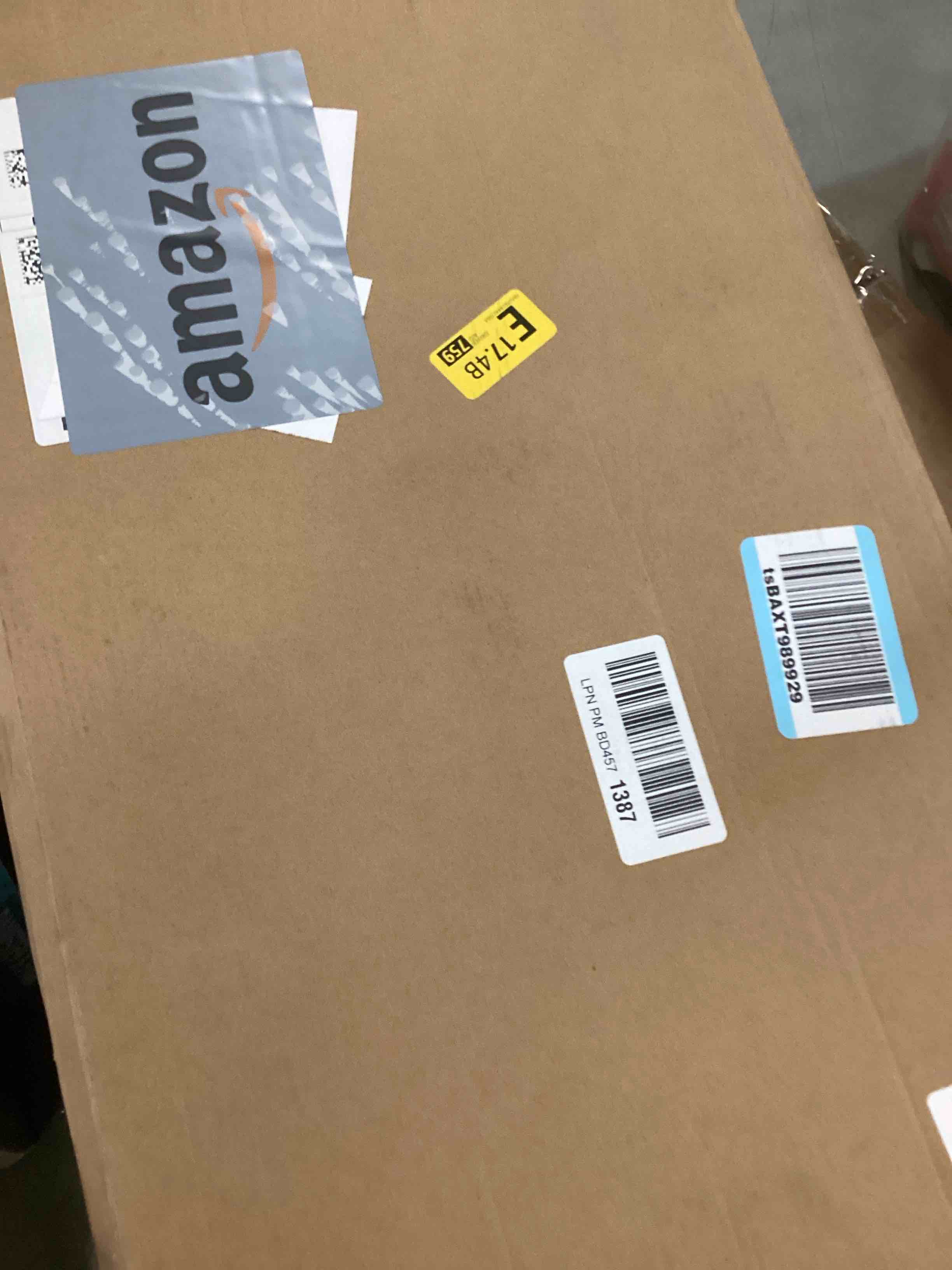 https://s3.amazonaws.com/lotting-images-prod/bidfta/PPE0662623_1732632411648.jpeg