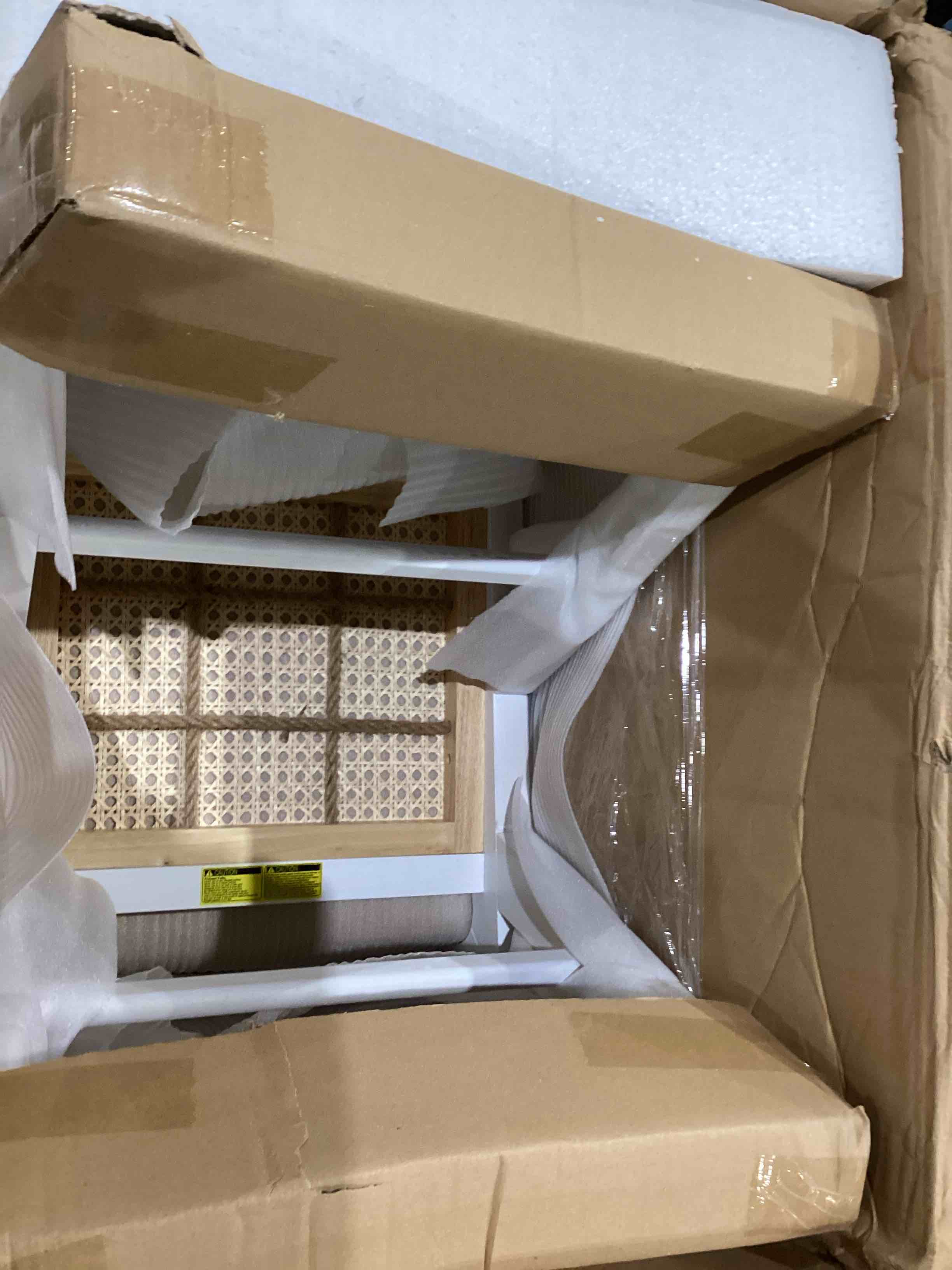 https://s3.amazonaws.com/lotting-images-prod/bidfta/PPE1200427_1757004194901.jpeg