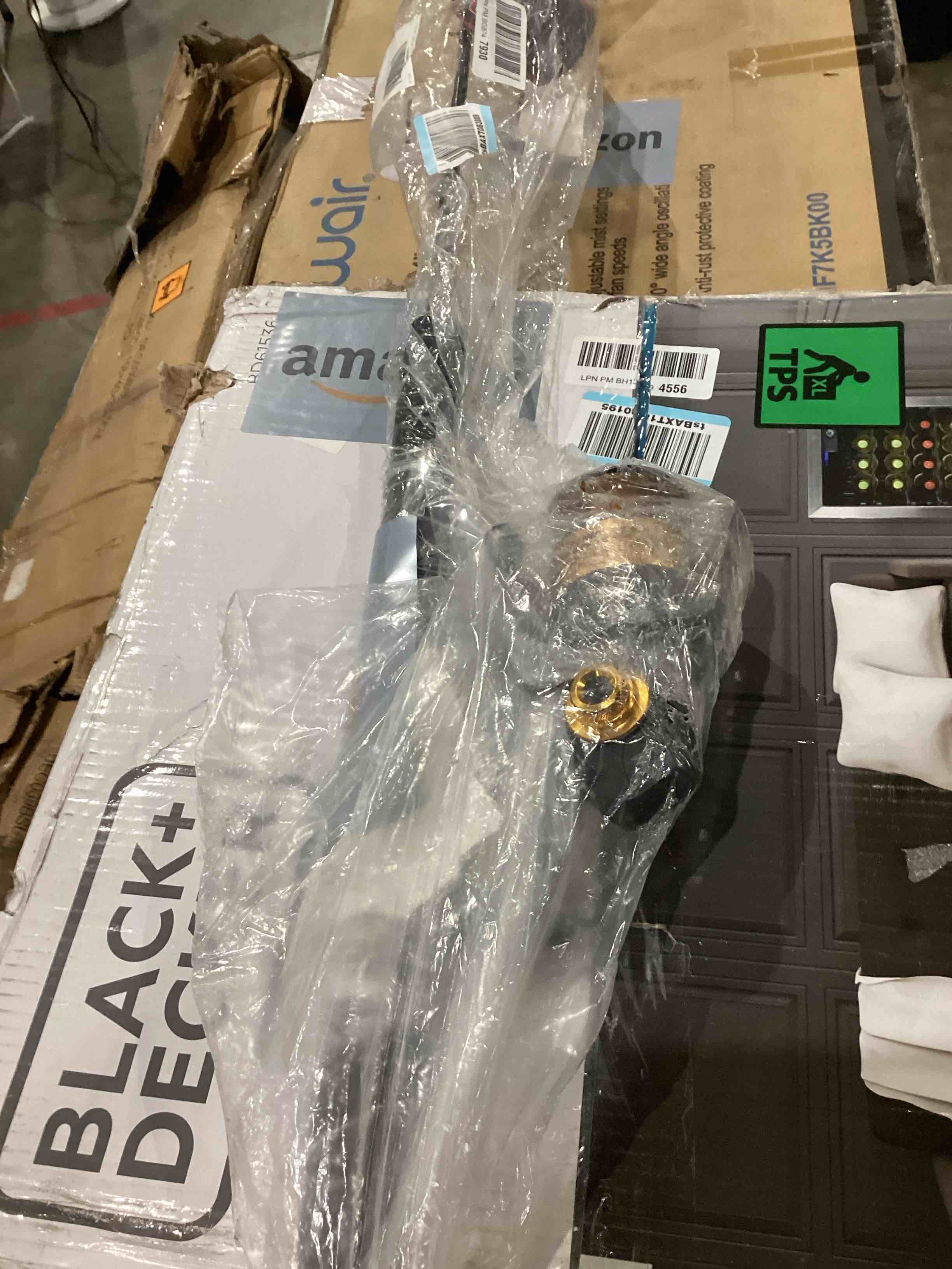 https://s3.amazonaws.com/lotting-images-prod/bidfta/PPE1200457_1757073901103.jpeg