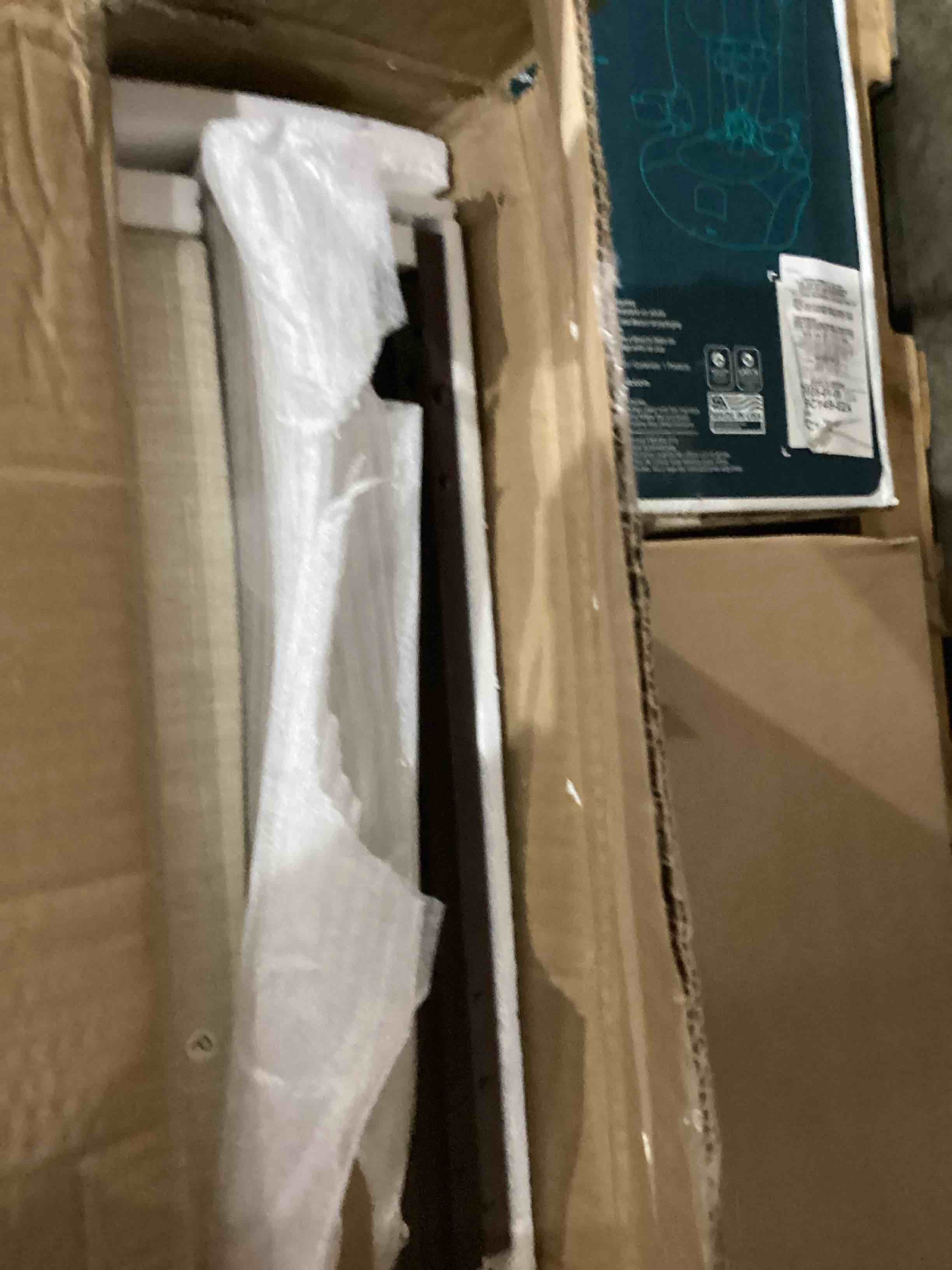 https://s3.amazonaws.com/lotting-images-prod/bidfta/PPE1200556_1757353748052.jpeg