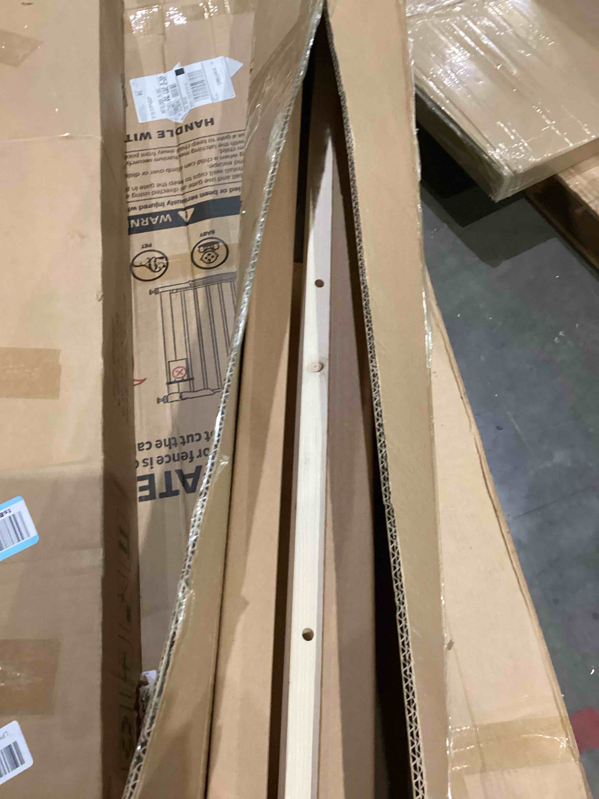 https://s3.amazonaws.com/lotting-images-prod/bidfta/PPE1200566_1757356859960.jpeg