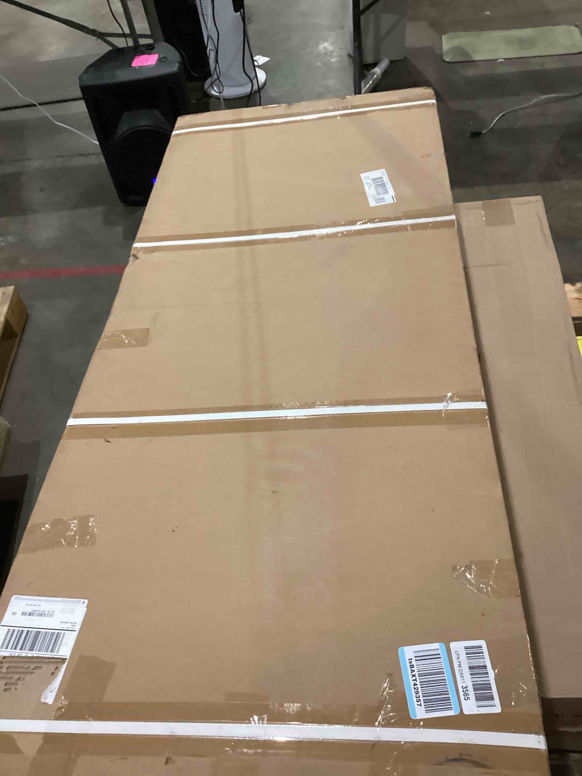 https://s3.amazonaws.com/lotting-images-prod/bidfta/PPE1200576_1757416723799.jpeg