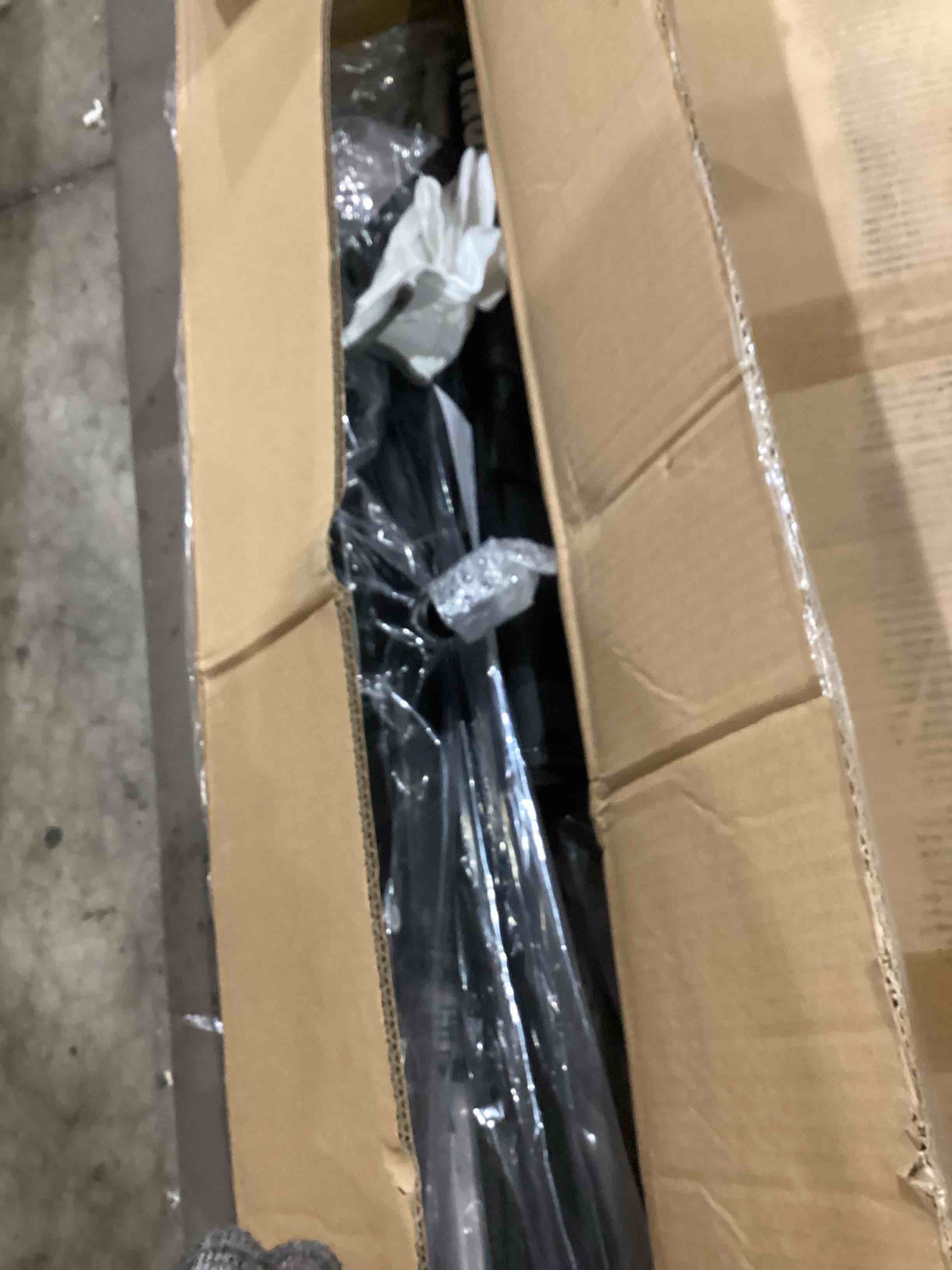 https://s3.amazonaws.com/lotting-images-prod/bidfta/PPE1200593_1757419754021.jpeg