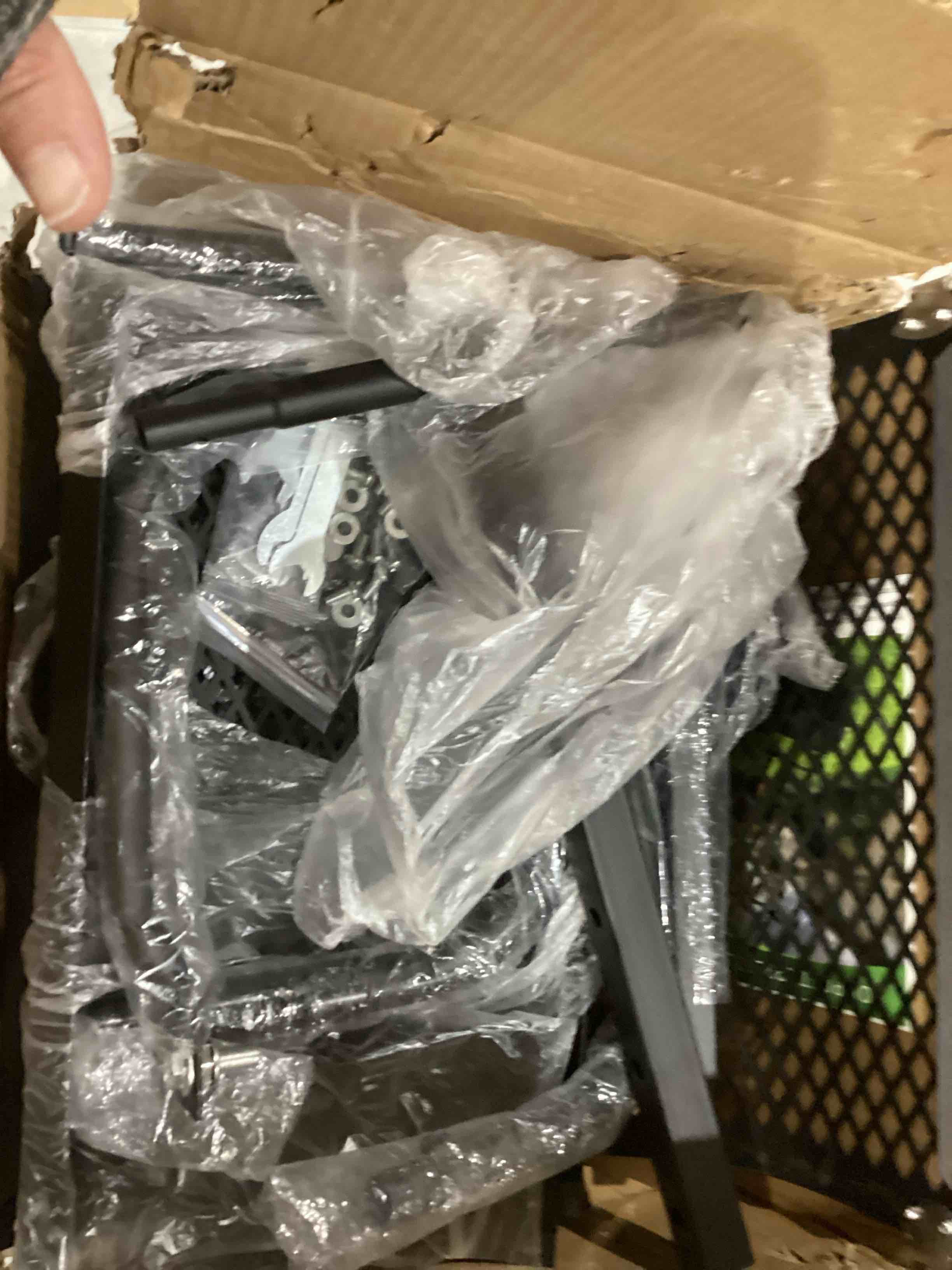 https://s3.amazonaws.com/lotting-images-prod/bidfta/PPE1200685_1757594055705.jpeg