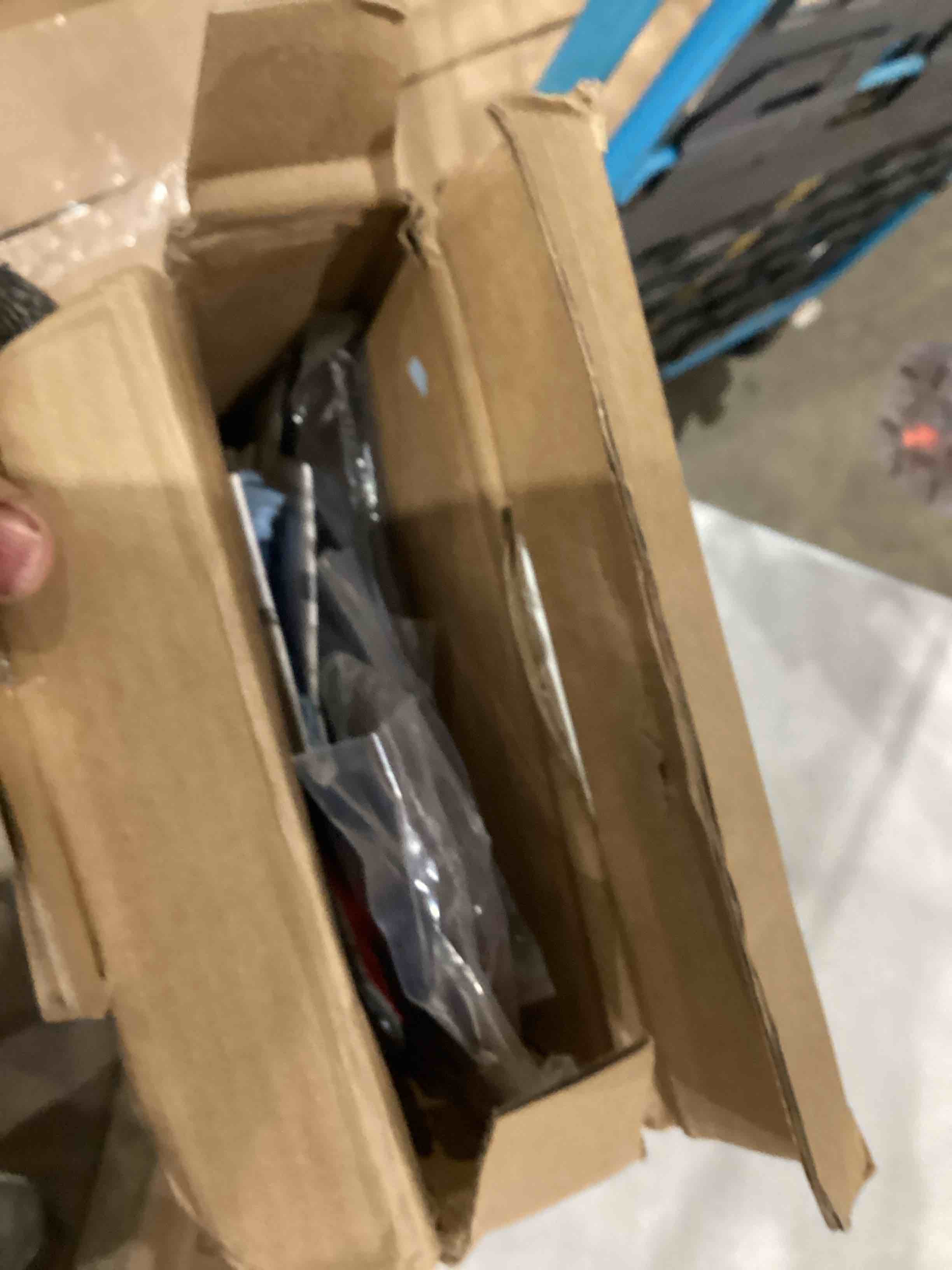 https://s3.amazonaws.com/lotting-images-prod/bidfta/PPE1200957_1758029711334.jpeg