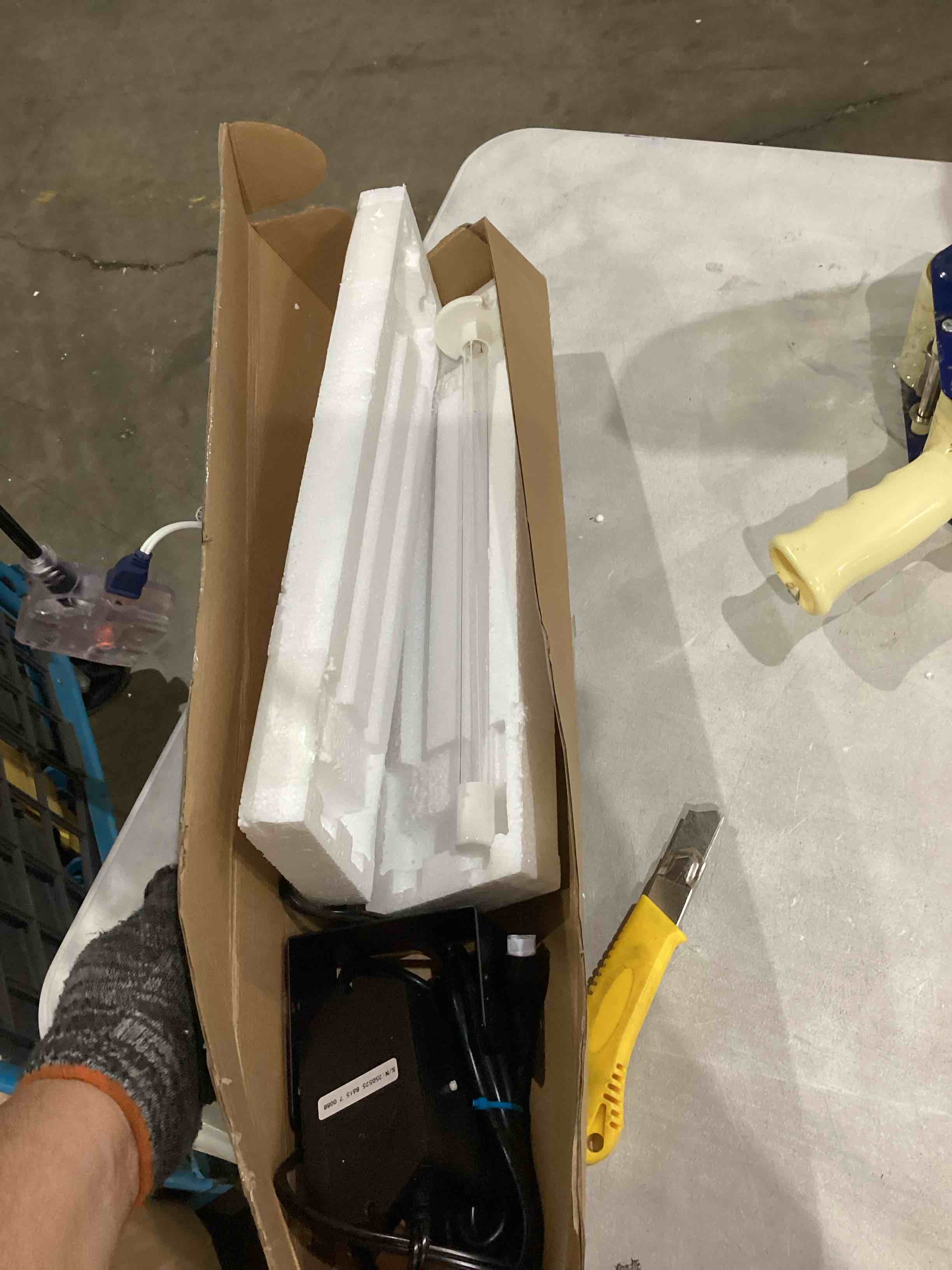 https://s3.amazonaws.com/lotting-images-prod/bidfta/PPE1200961_1758030399226.jpeg