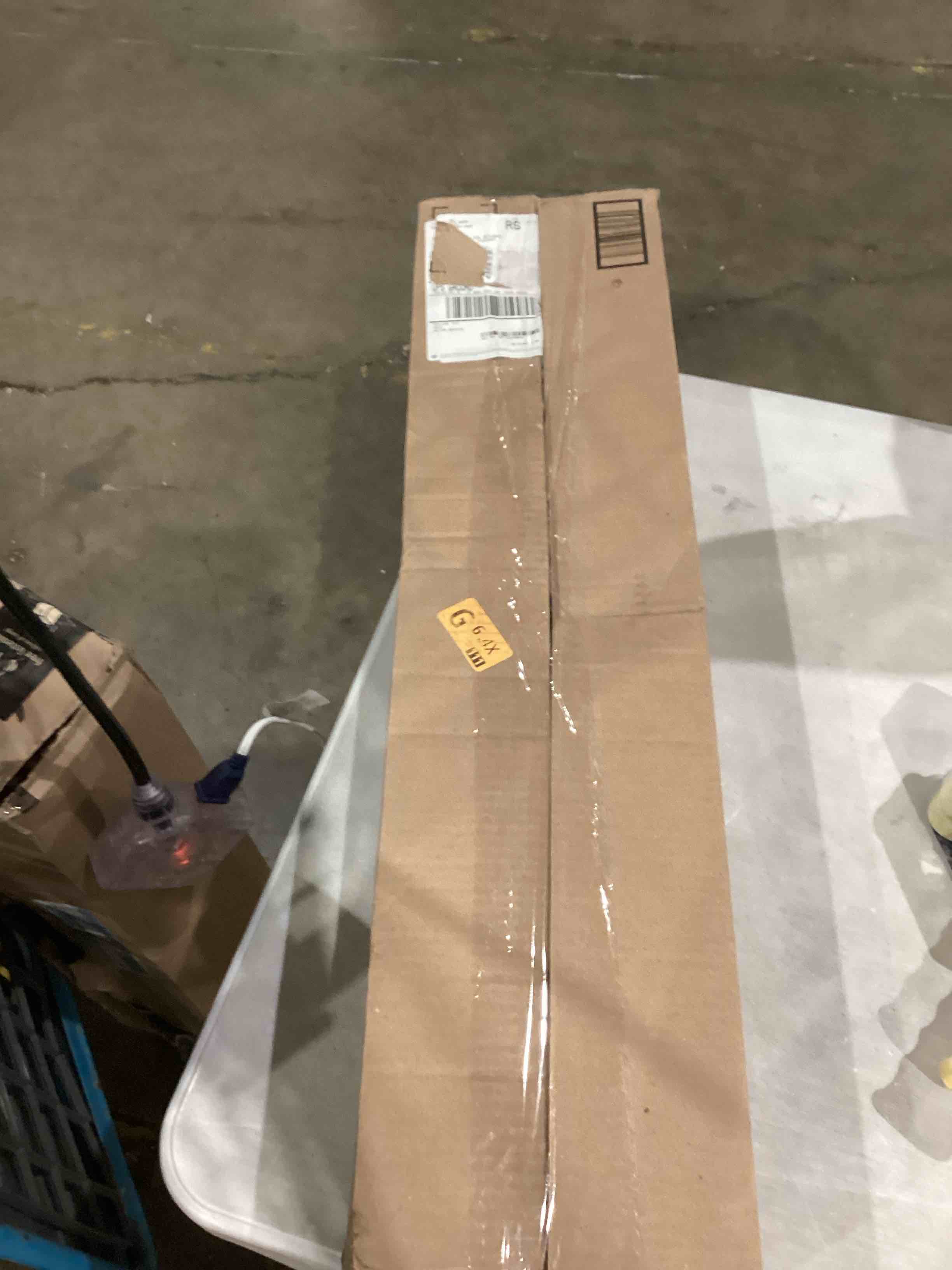 https://s3.amazonaws.com/lotting-images-prod/bidfta/PPE1200975_1758033076075.jpeg
