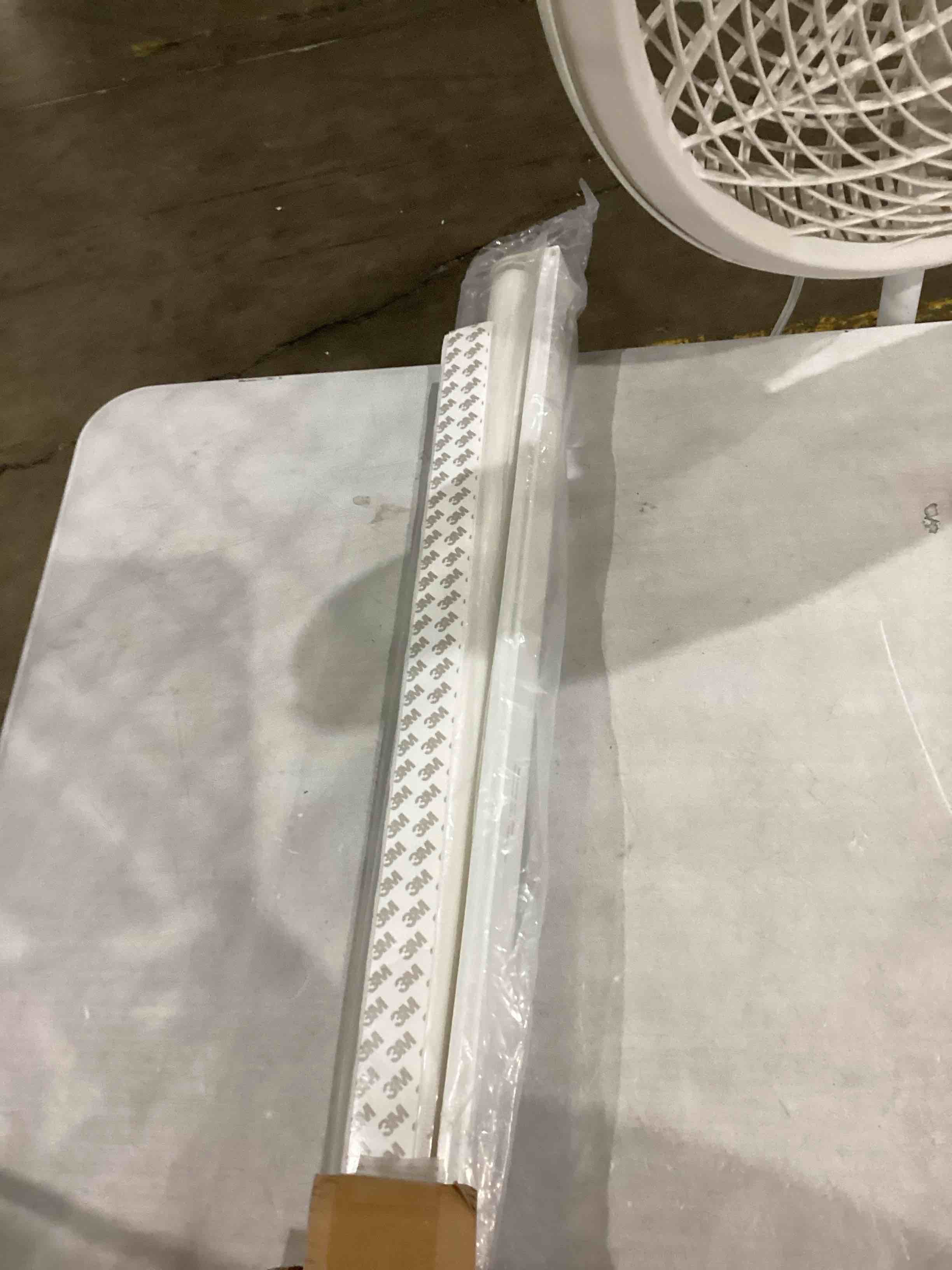 https://s3.amazonaws.com/lotting-images-prod/bidfta/PPE1200981_1758033816359.jpeg