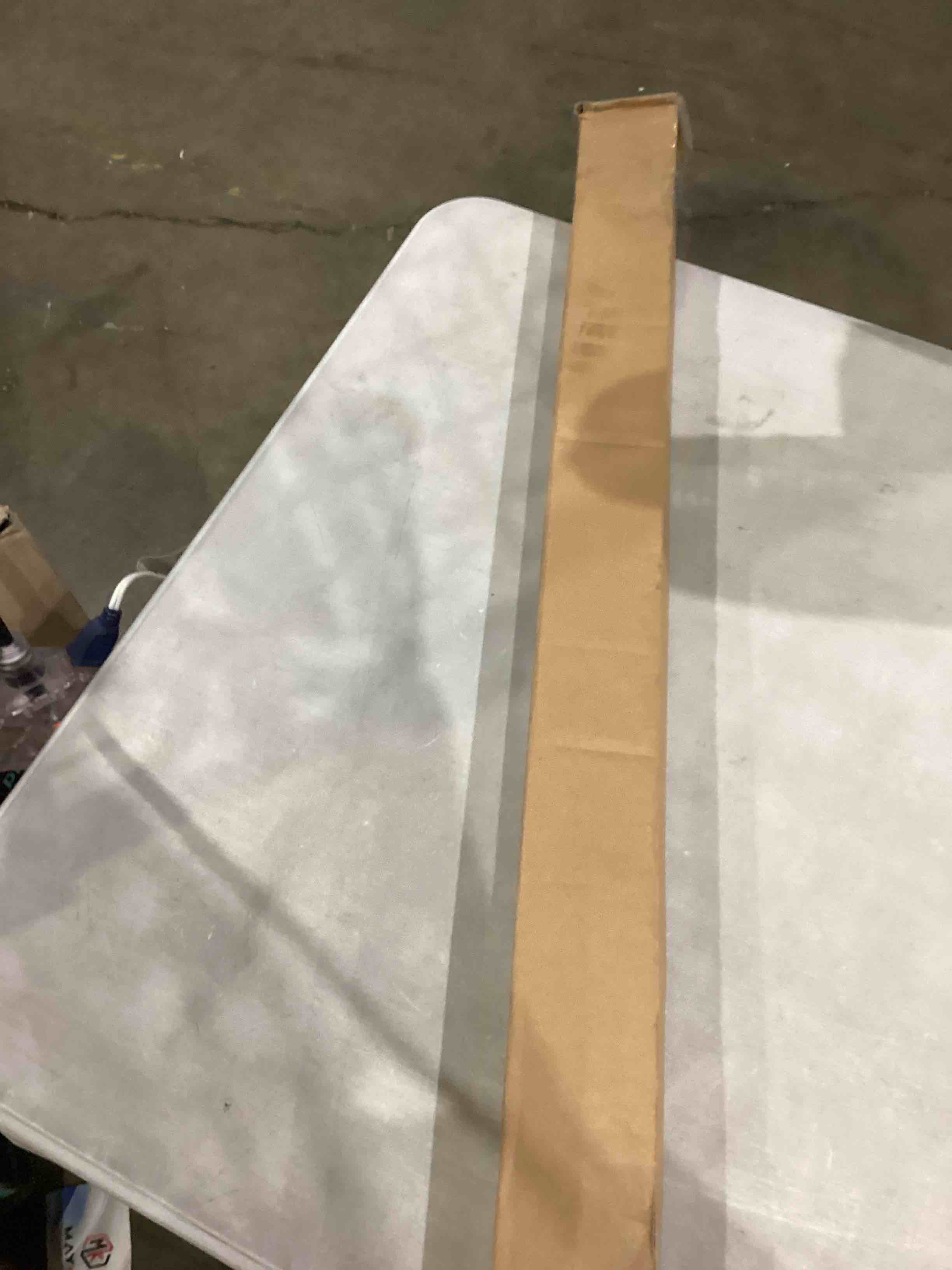 https://s3.amazonaws.com/lotting-images-prod/bidfta/PPE1200981_1758033840363.jpeg