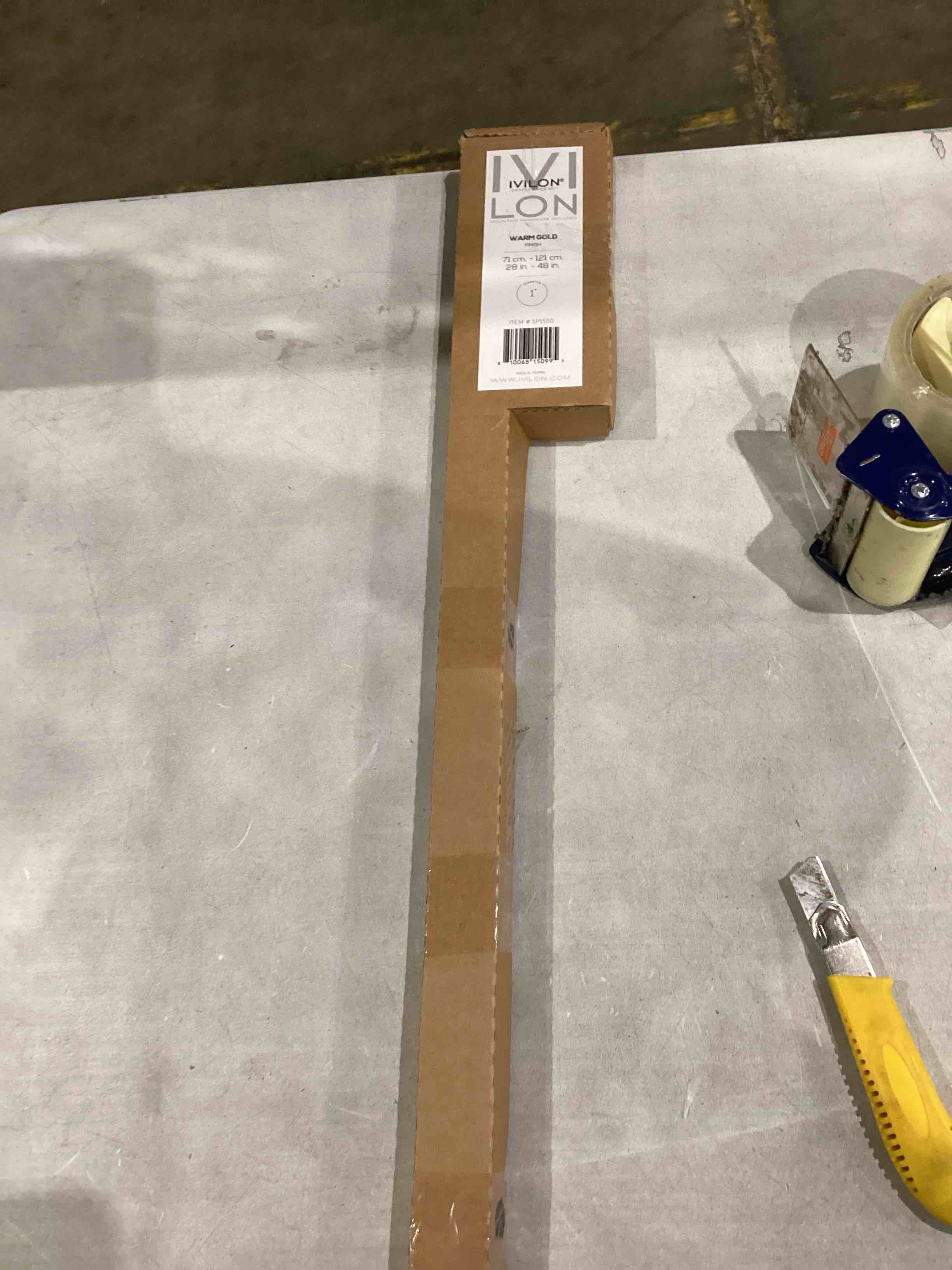 https://s3.amazonaws.com/lotting-images-prod/bidfta/PPE1200989_1758035210886.jpeg