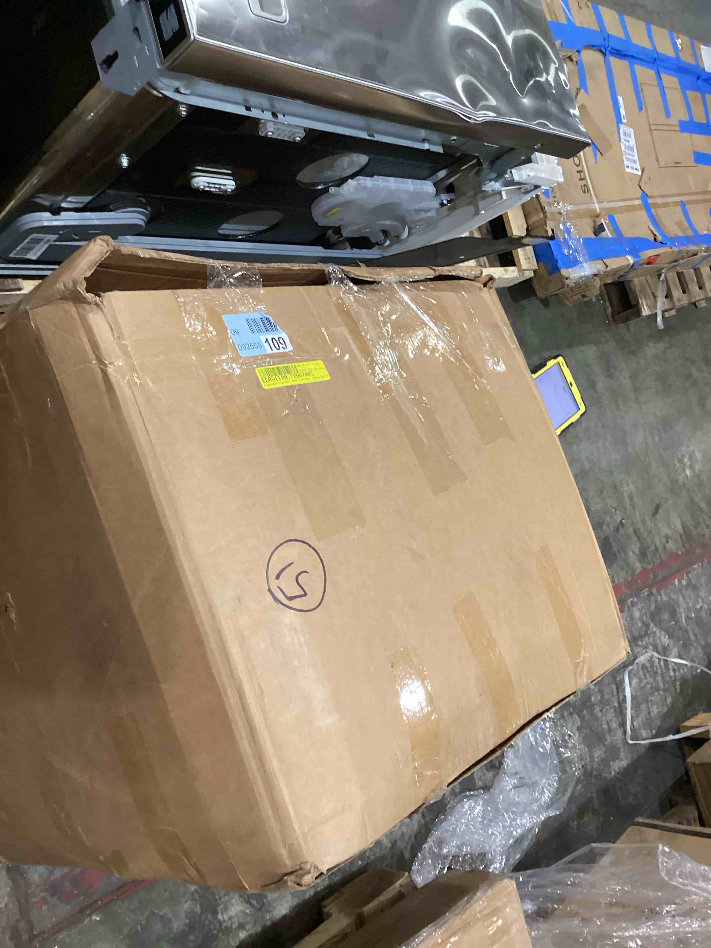 https://s3.amazonaws.com/lotting-images-prod/bidfta/PPE1201121_1749740450729.jpeg