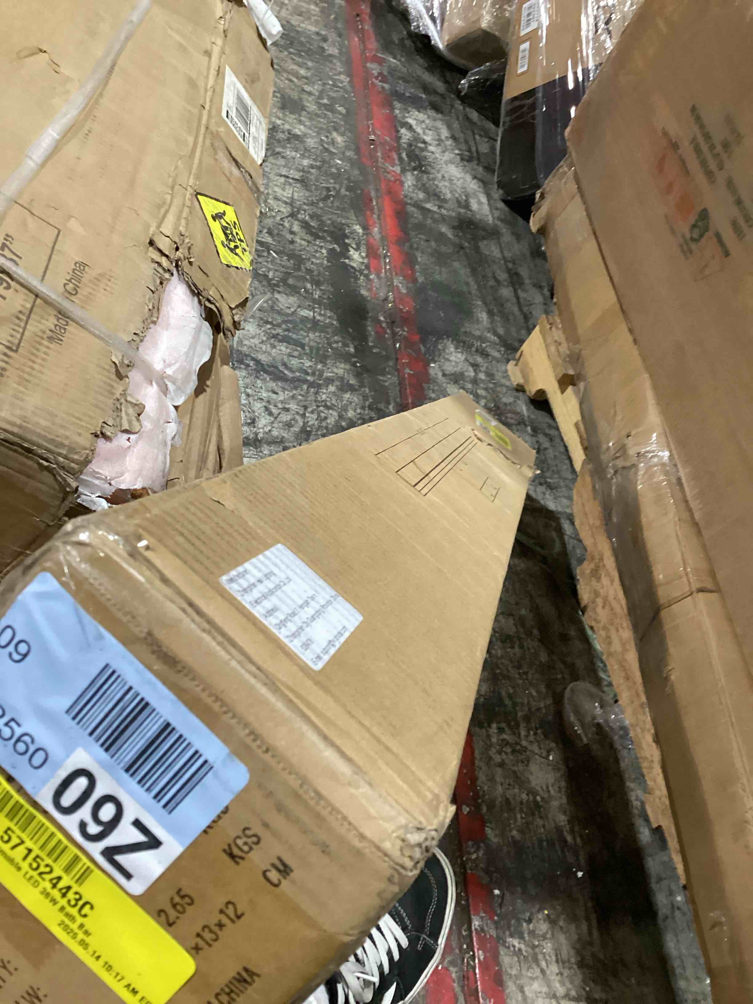 https://s3.amazonaws.com/lotting-images-prod/bidfta/PPE1201153_1749823279639.jpeg