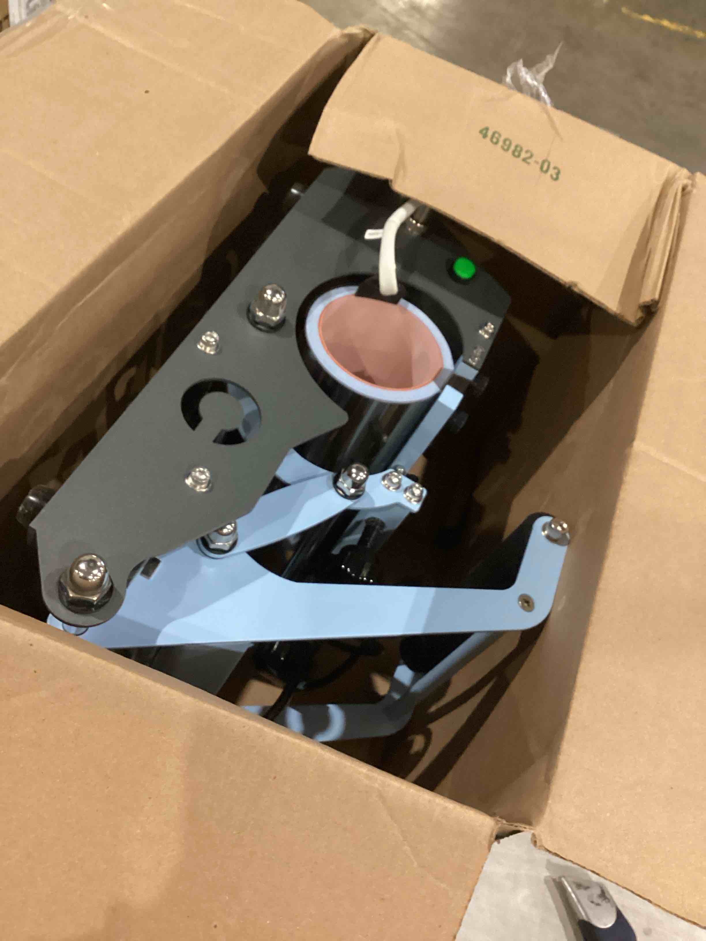 https://s3.amazonaws.com/lotting-images-prod/bidfta/PPE1202260_1750956156949.jpeg