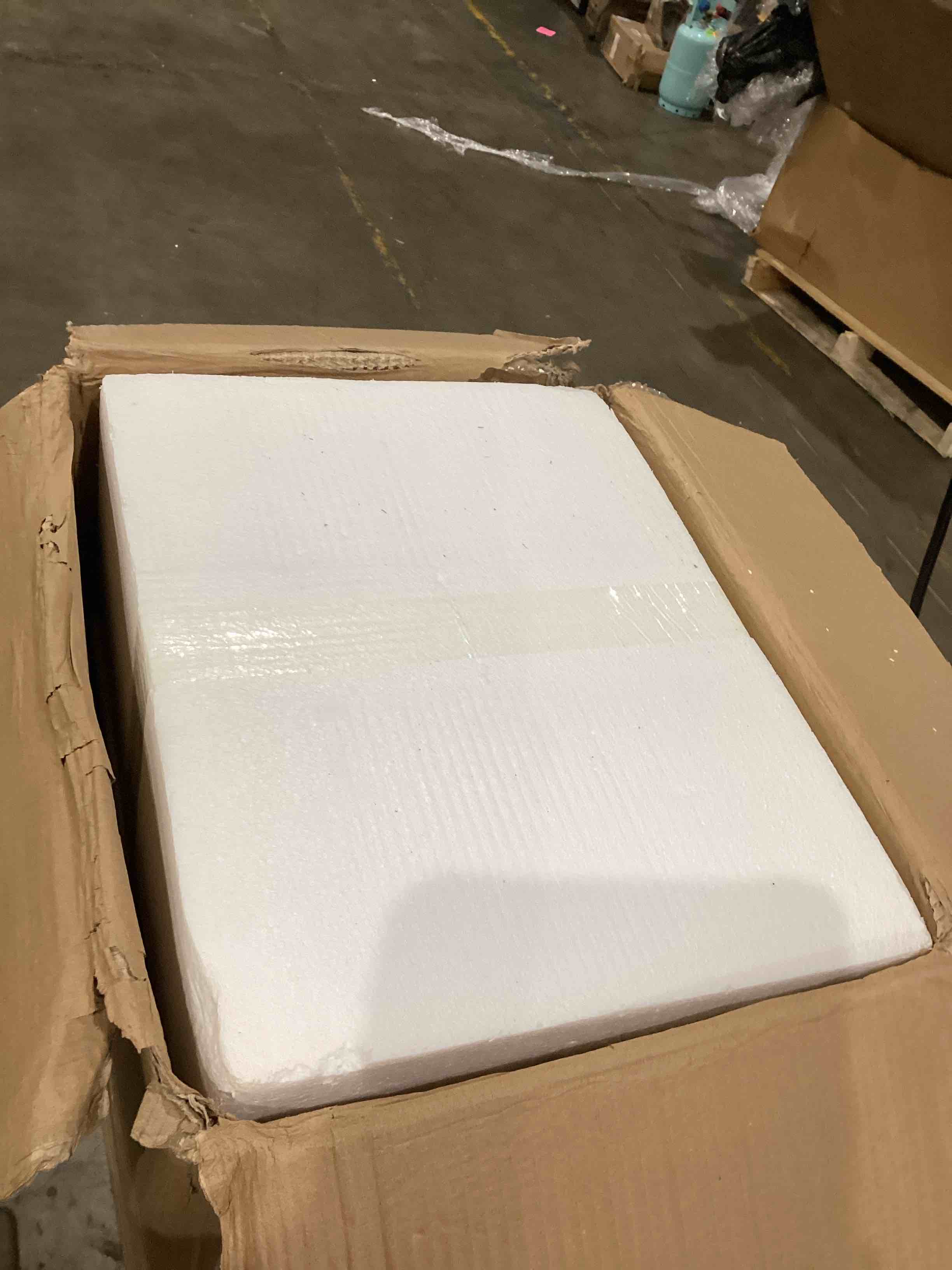https://s3.amazonaws.com/lotting-images-prod/bidfta/PPE1202287_1750962559961.jpeg