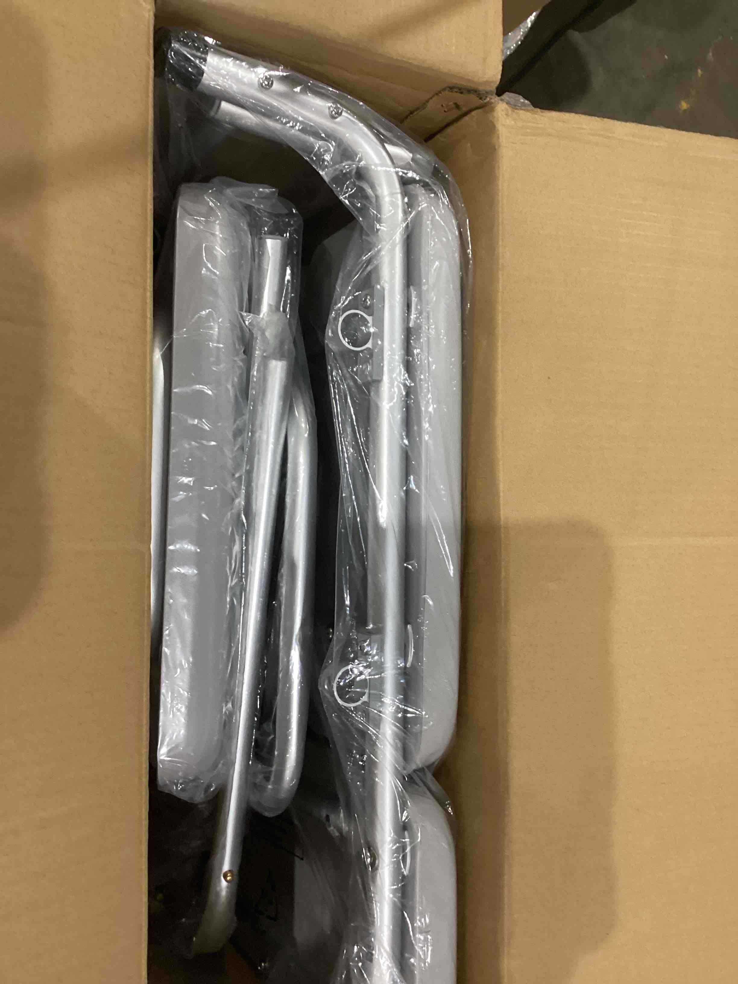 https://s3.amazonaws.com/lotting-images-prod/bidfta/PPE1202340_1751027197766.jpeg