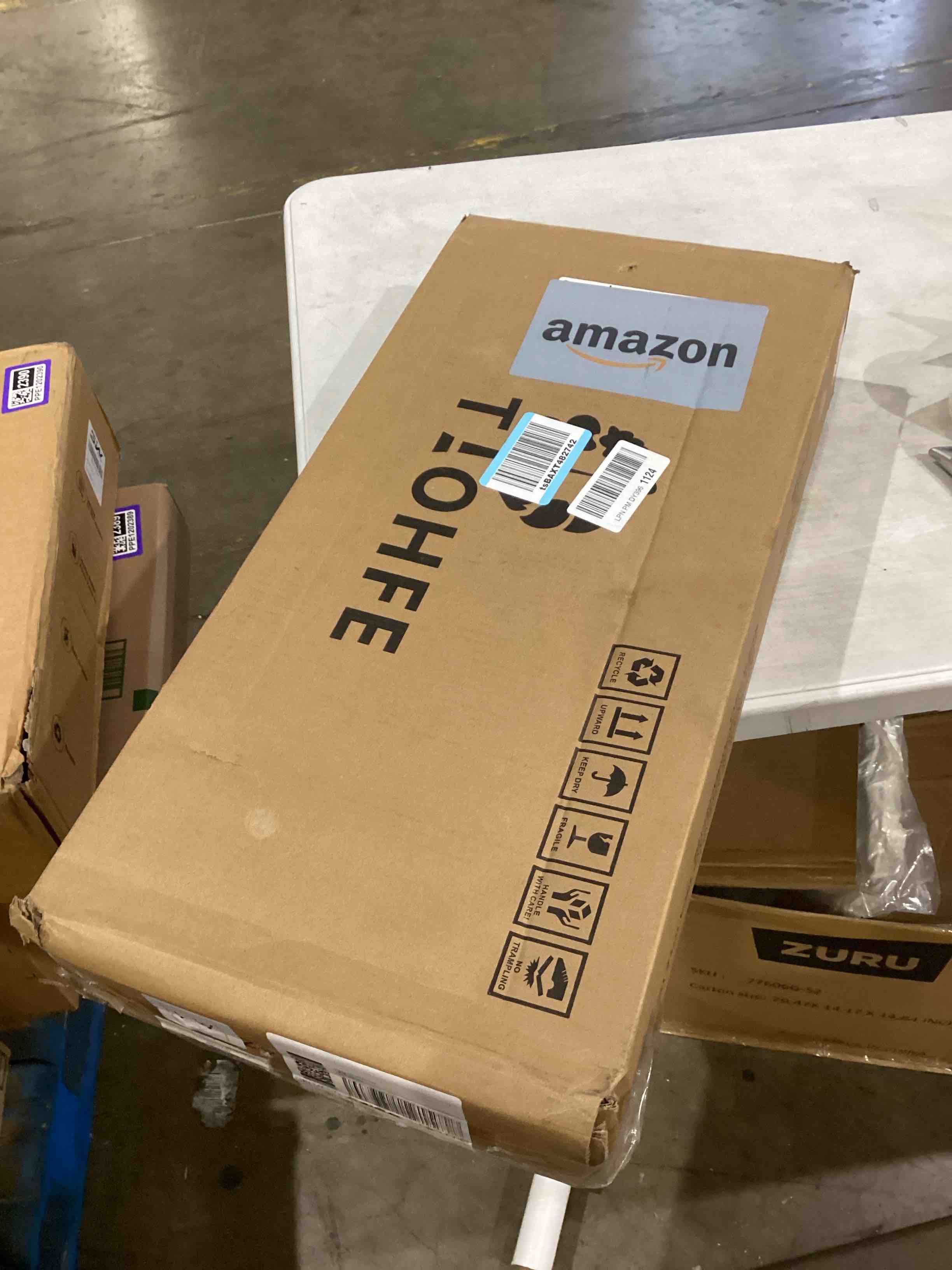 https://s3.amazonaws.com/lotting-images-prod/bidfta/PPE1202396_1751037211031.jpeg