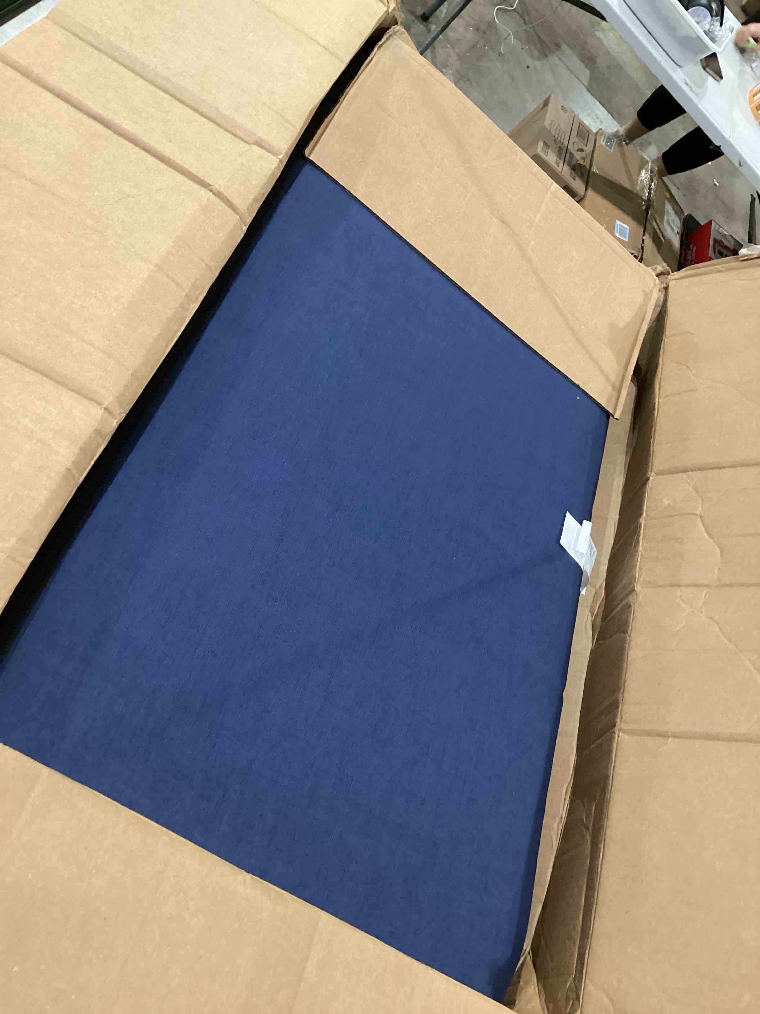 https://s3.amazonaws.com/lotting-images-prod/bidfta/PPE1203075_1751887063426.jpeg