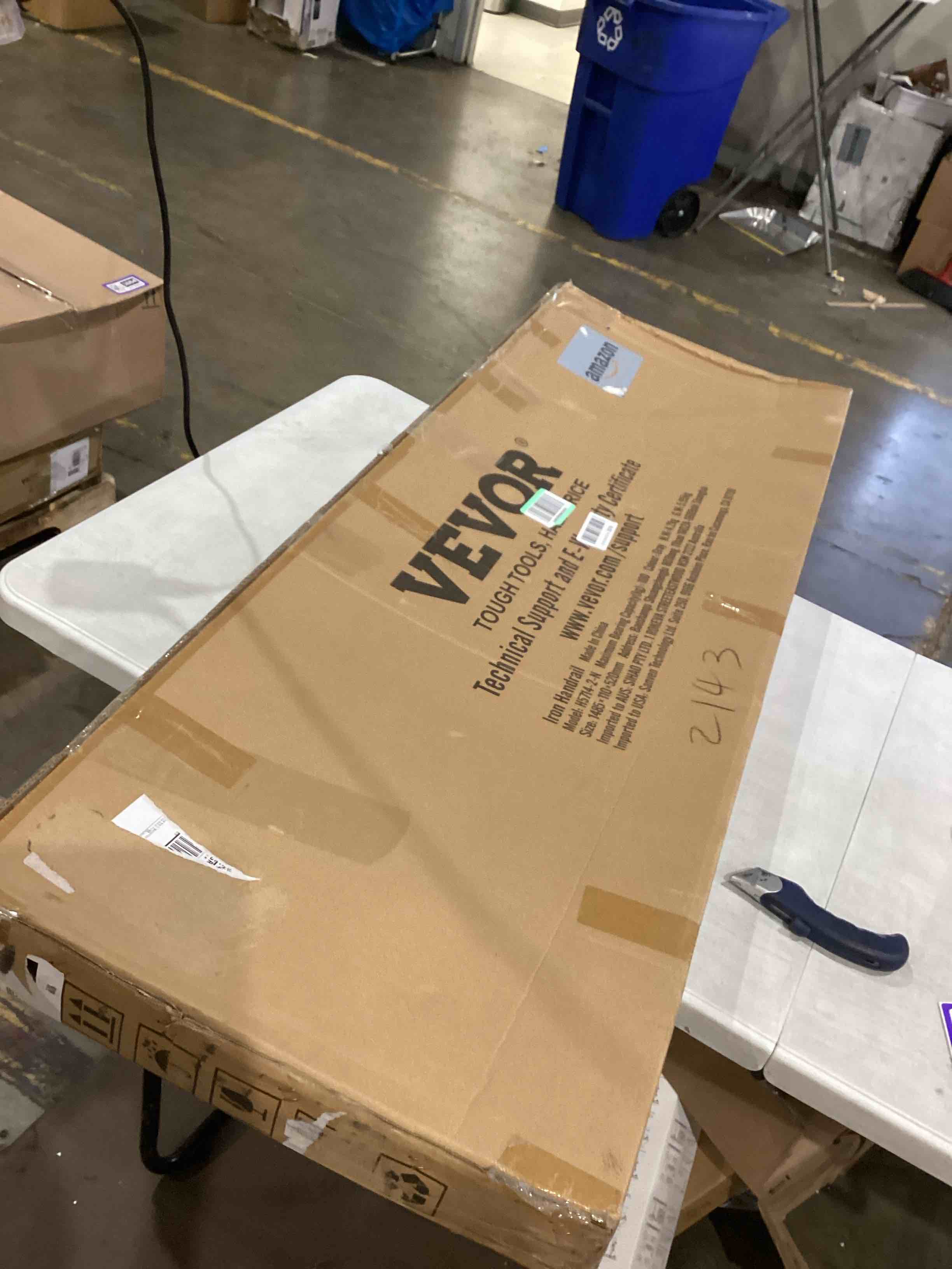 https://s3.amazonaws.com/lotting-images-prod/bidfta/PPE1203089_1751889574486.jpeg