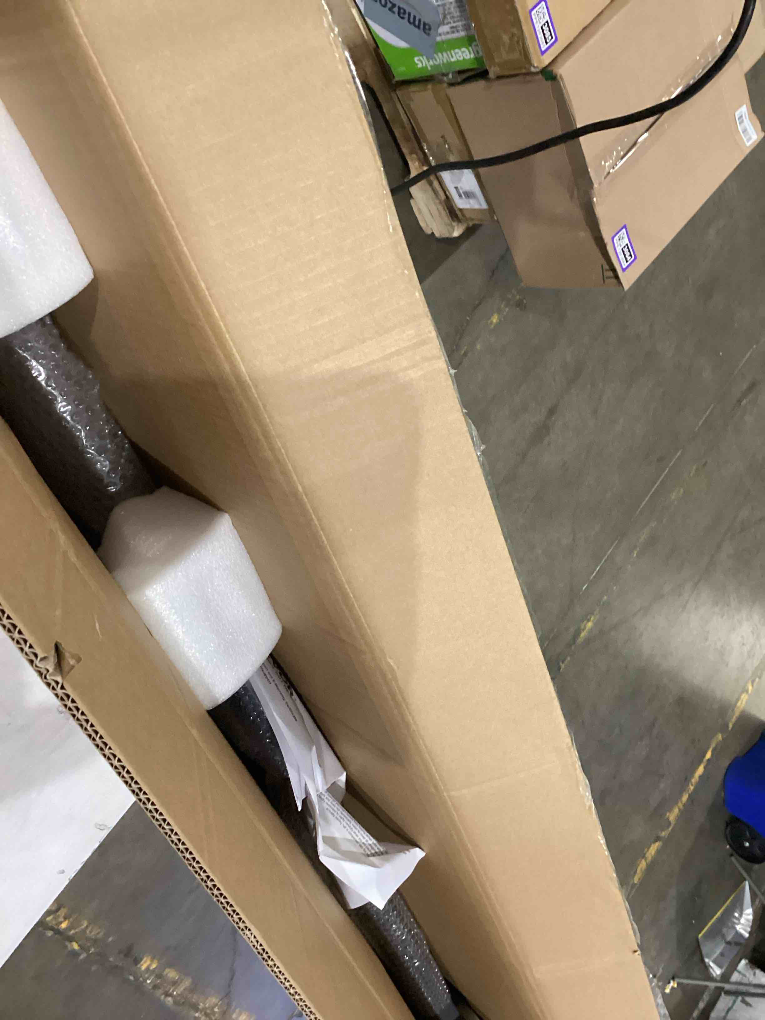 https://s3.amazonaws.com/lotting-images-prod/bidfta/PPE1203089_1751889627869.jpeg