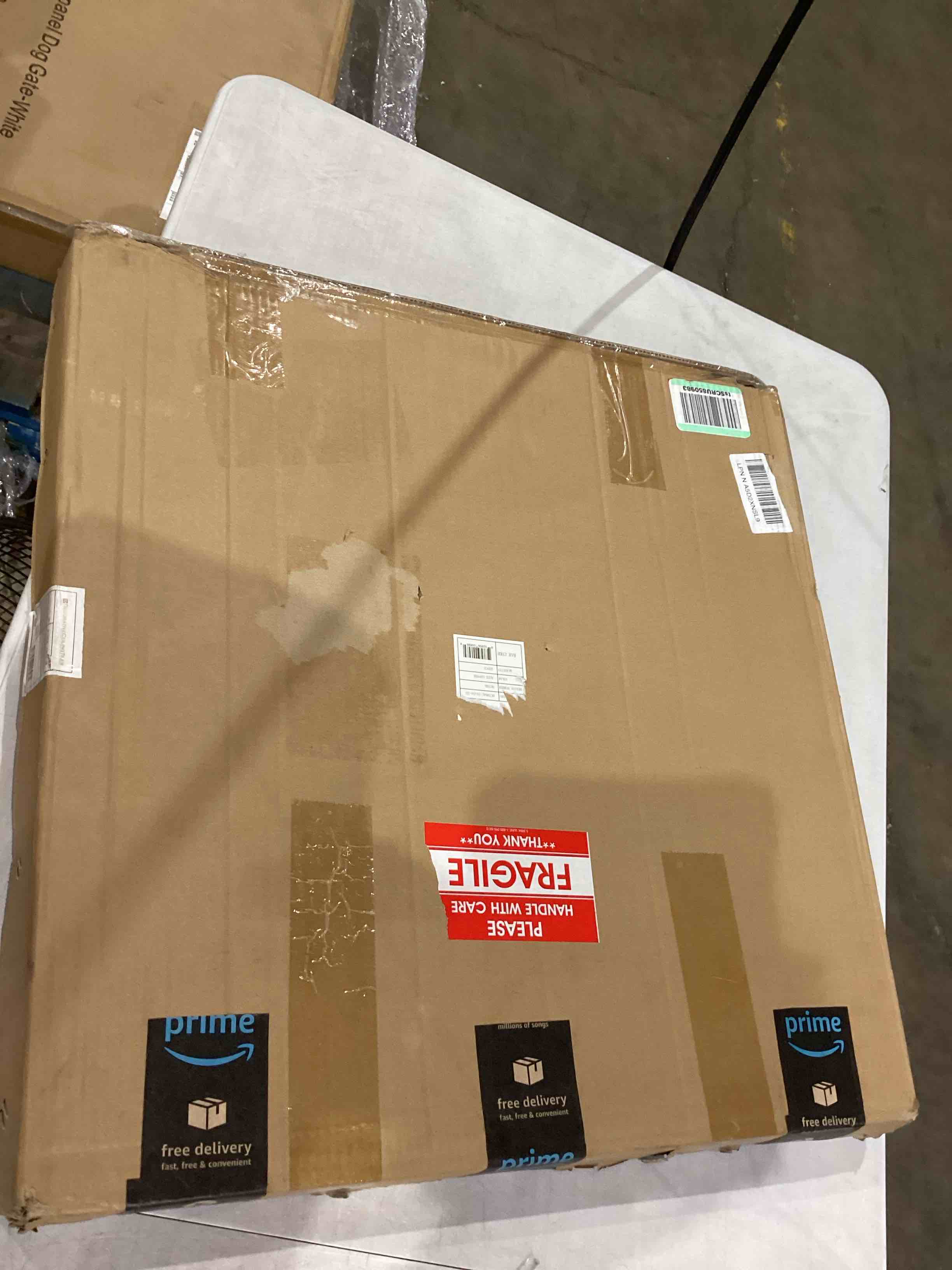 https://s3.amazonaws.com/lotting-images-prod/bidfta/PPE1203174_1751907977329.jpeg