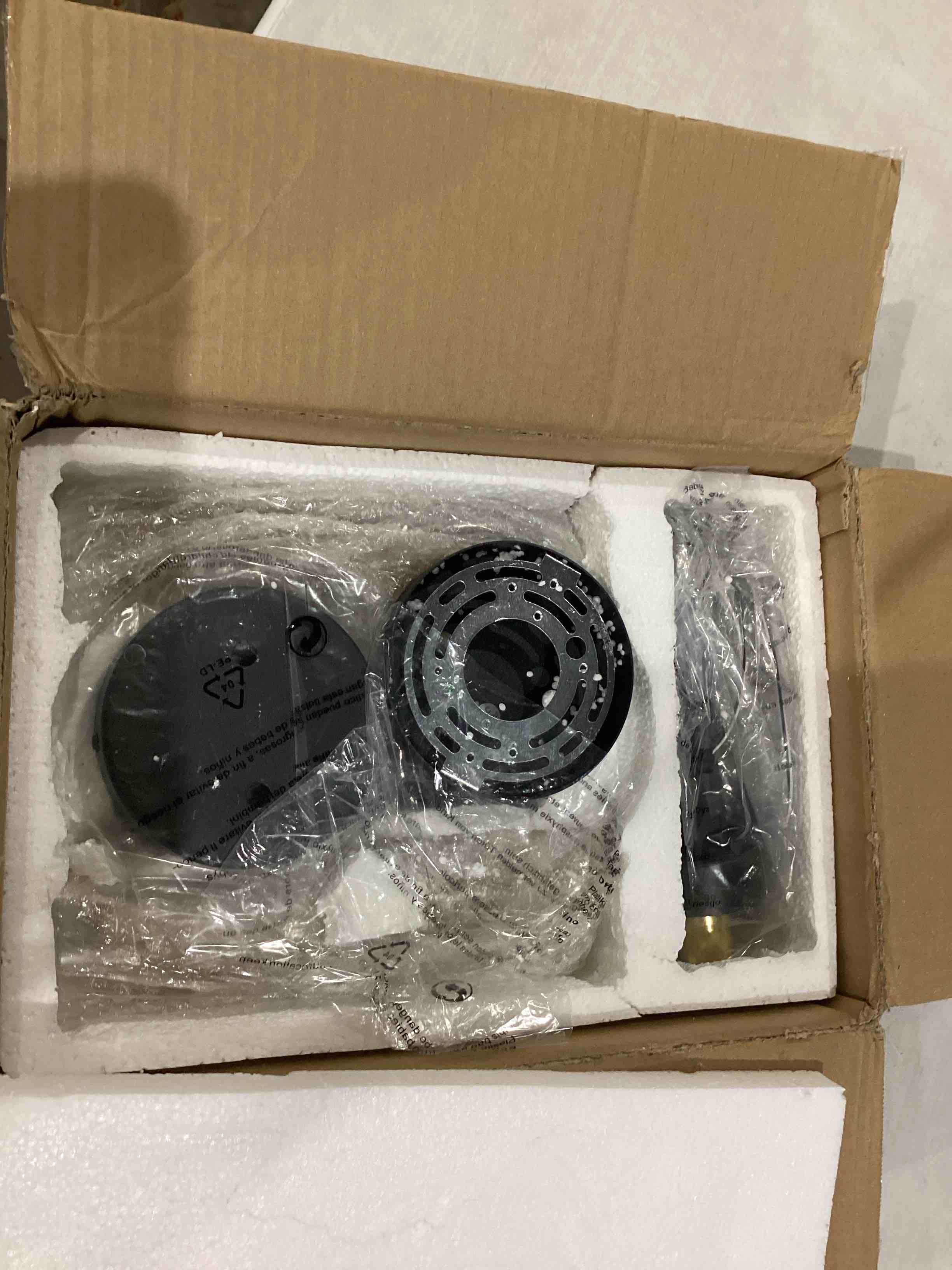 https://s3.amazonaws.com/lotting-images-prod/bidfta/PPE1203218_1751976956032.jpeg