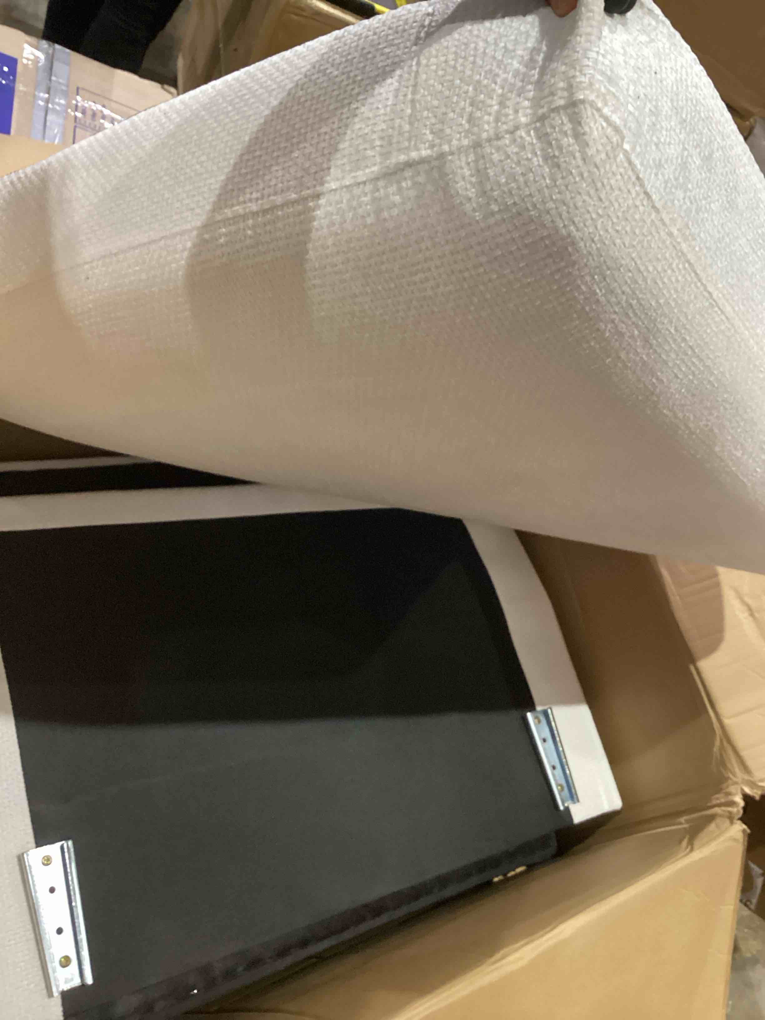 https://s3.amazonaws.com/lotting-images-prod/bidfta/PPE1203322_1752087937890.jpeg