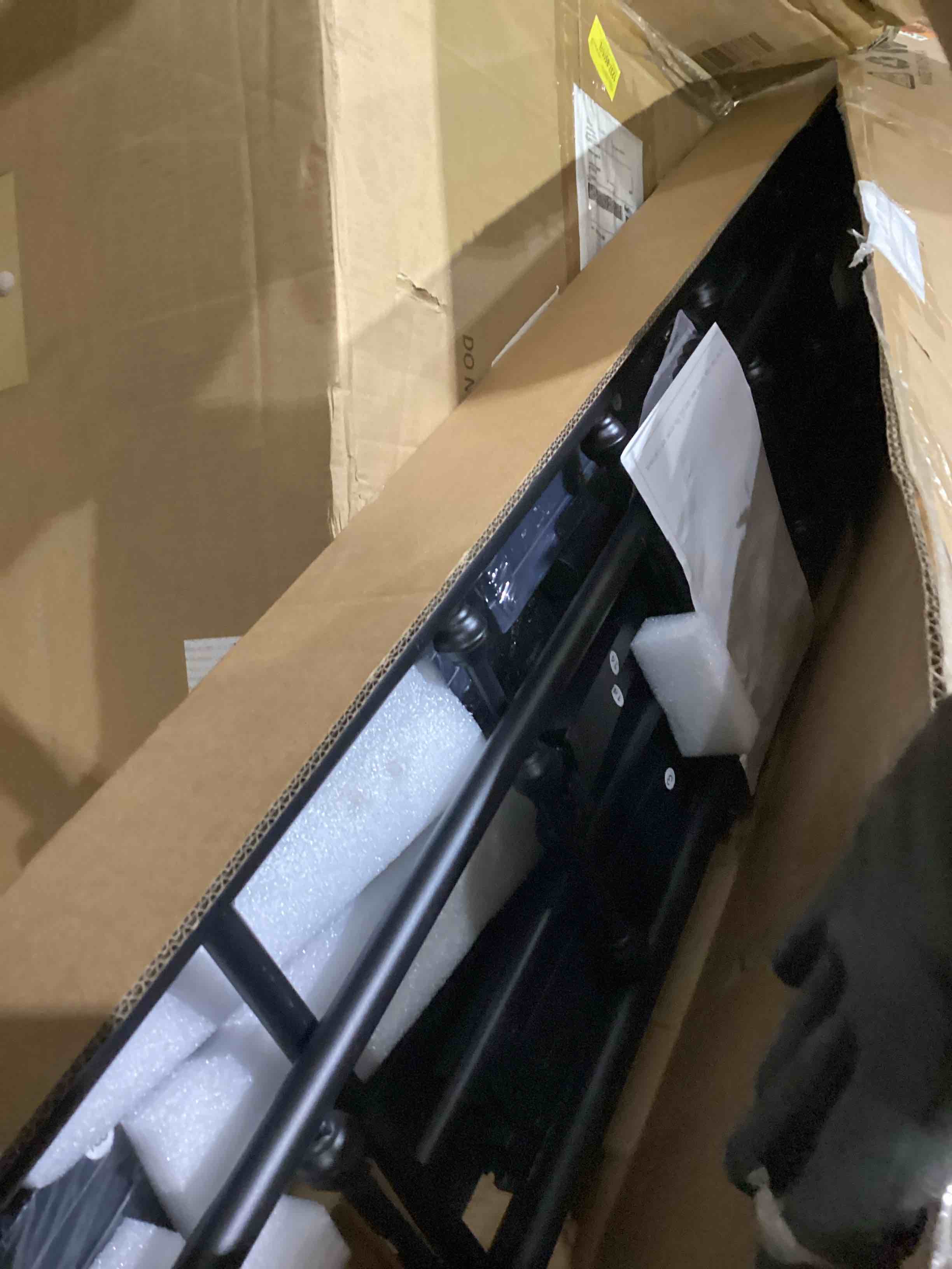https://s3.amazonaws.com/lotting-images-prod/bidfta/PPE1203323_1752088235553.jpeg