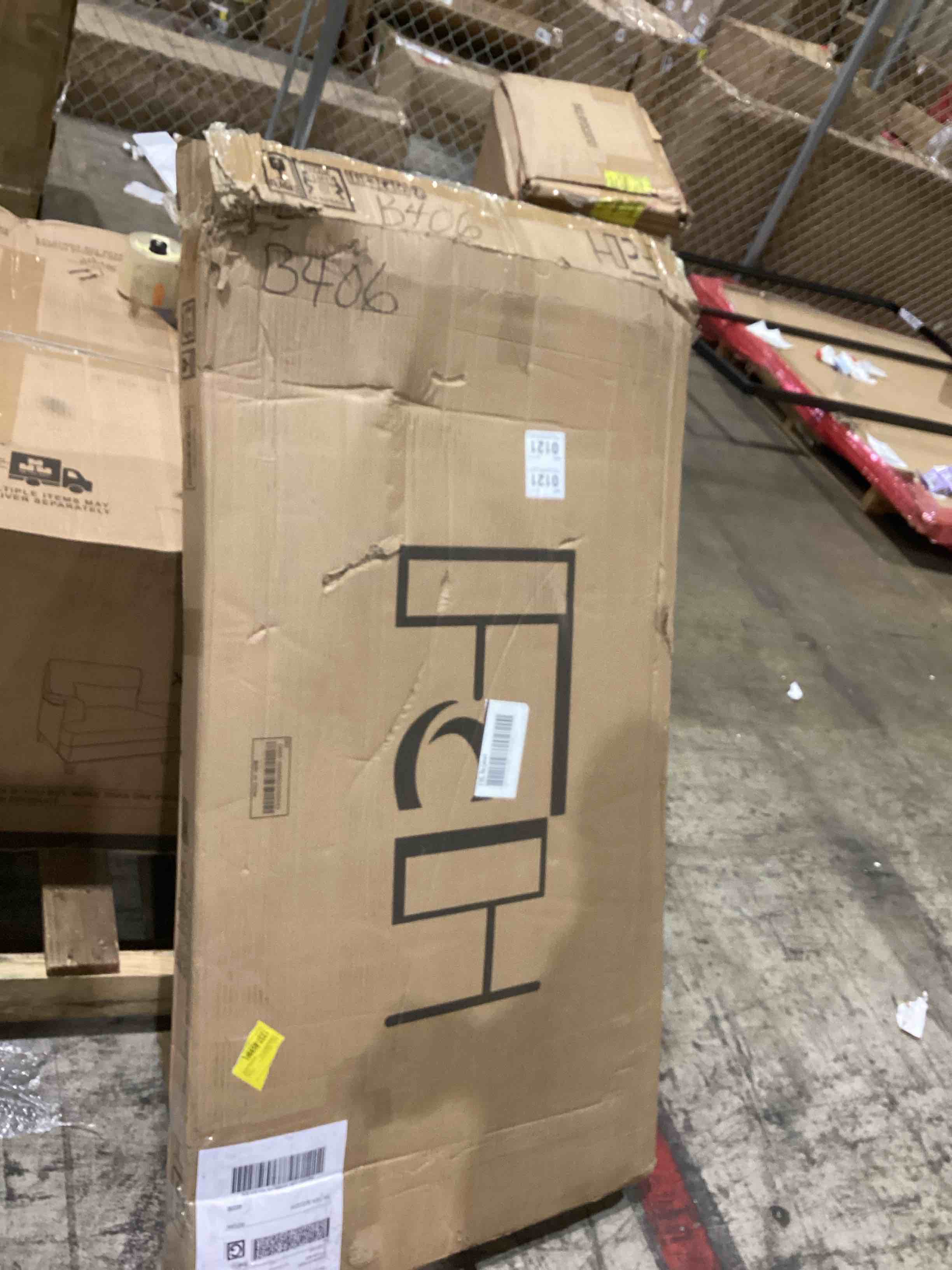 https://s3.amazonaws.com/lotting-images-prod/bidfta/PPE1203355_1752162142340.jpeg