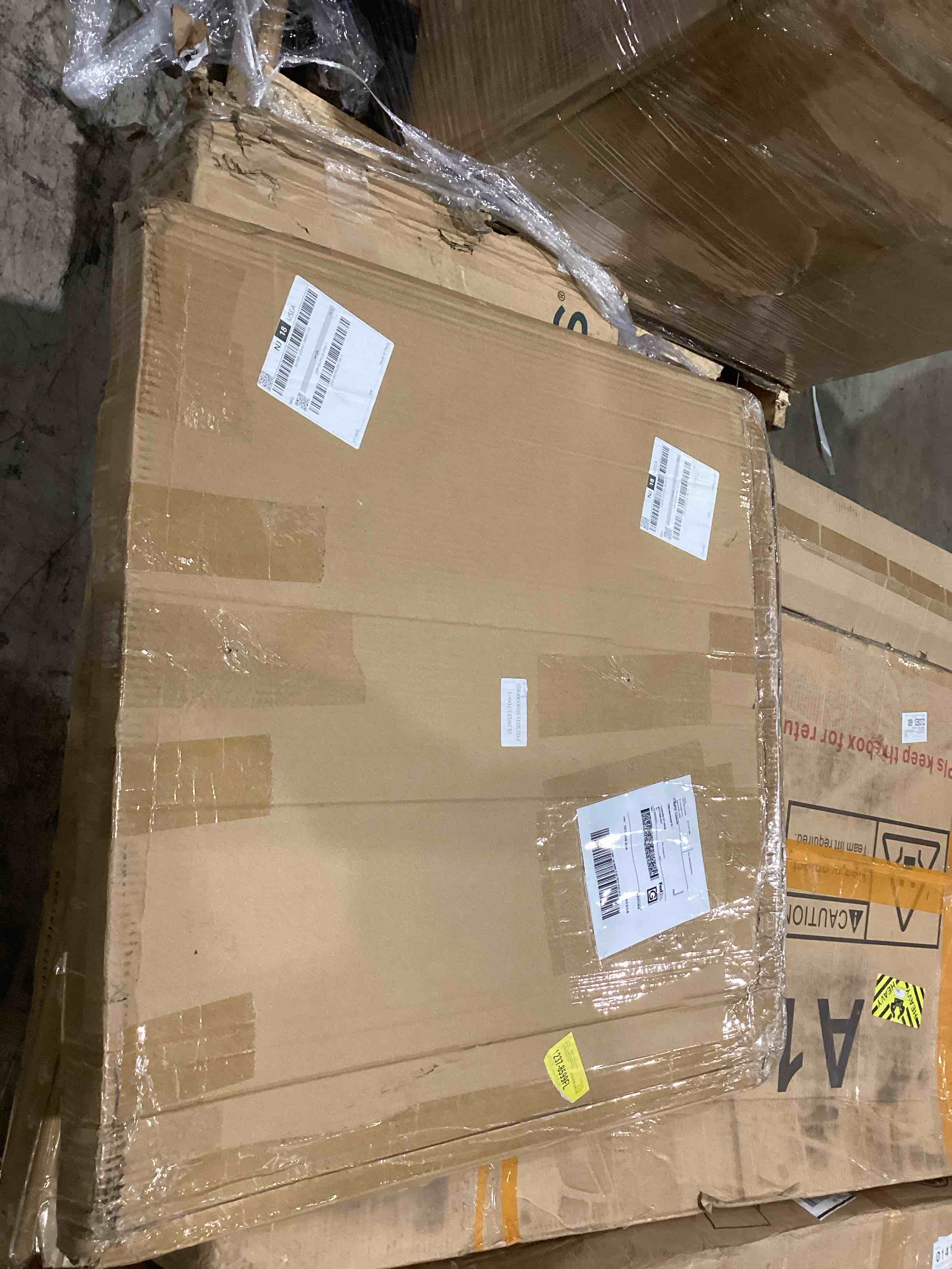 https://s3.amazonaws.com/lotting-images-prod/bidfta/PPE1203362_1752169212579.jpeg