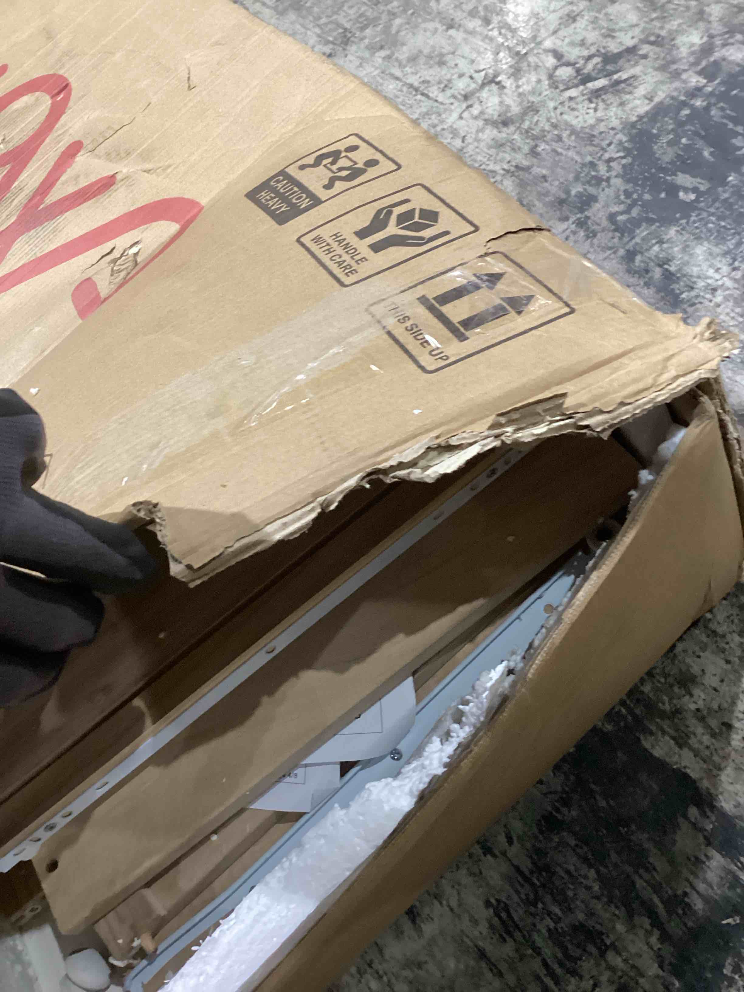 https://s3.amazonaws.com/lotting-images-prod/bidfta/PPE1203368_1752232669080.jpeg