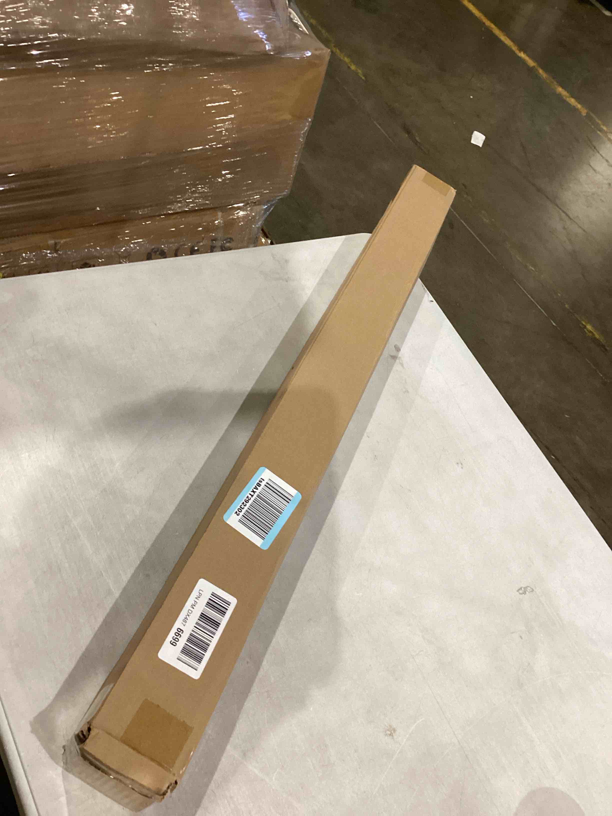 https://s3.amazonaws.com/lotting-images-prod/bidfta/PPE1203395_1752260388665.jpeg